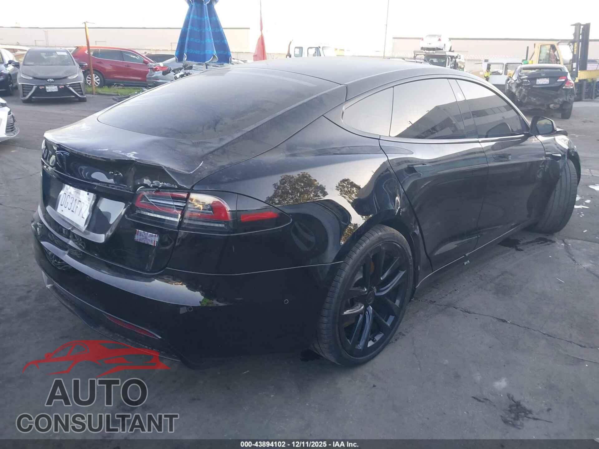 TESLA MODEL S 2022 - 5YJSA1E60NF483183