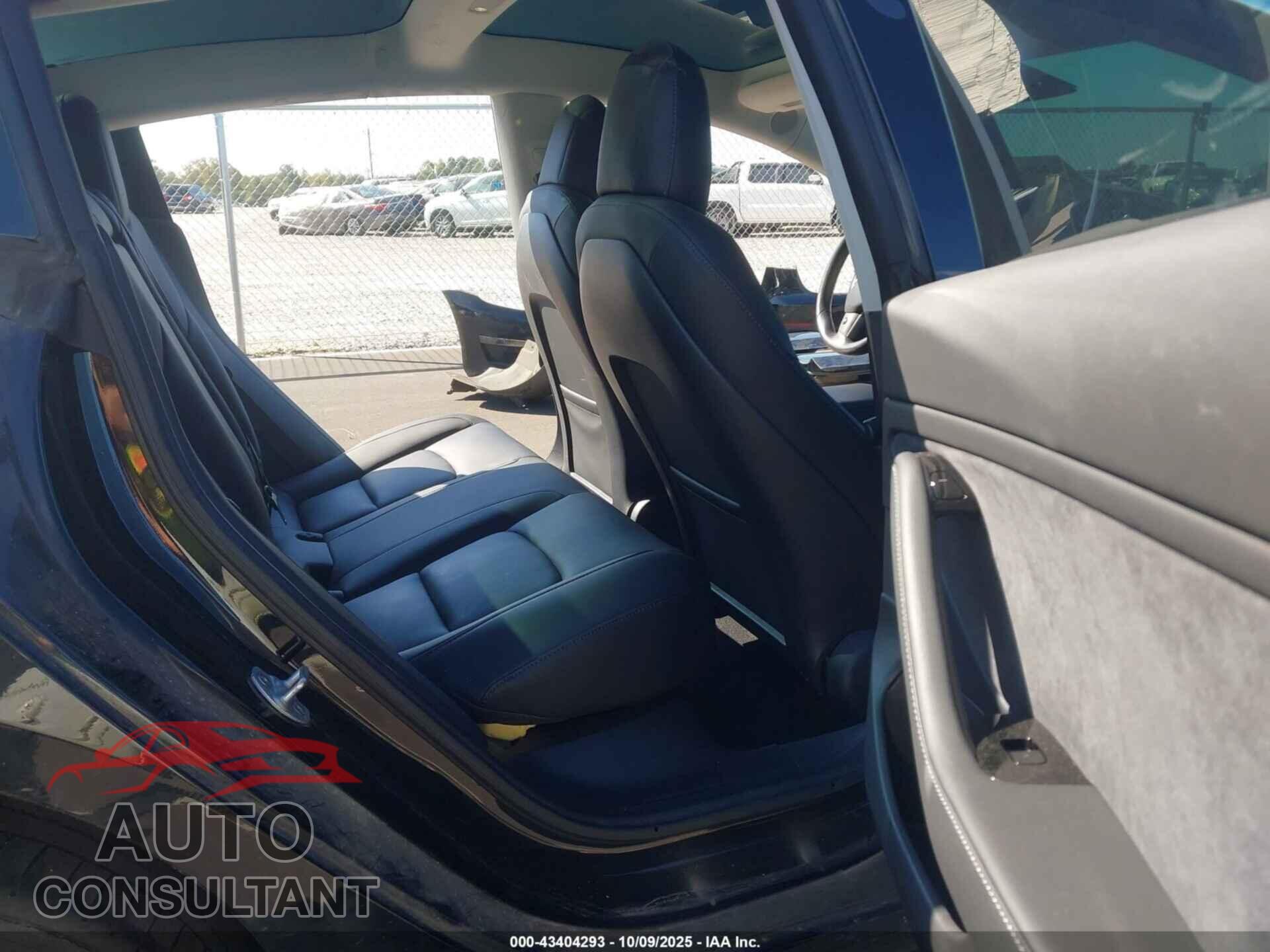 TESLA MODEL 3 2018 - 5YJ3E1EA5JF173389