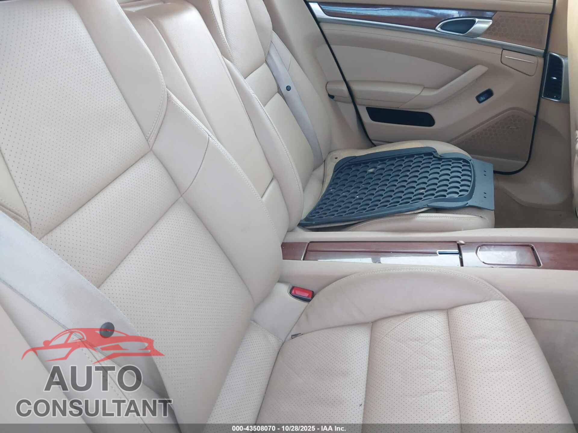 PORSCHE PANAMERA 2010 - WP0AB2A75AL063682