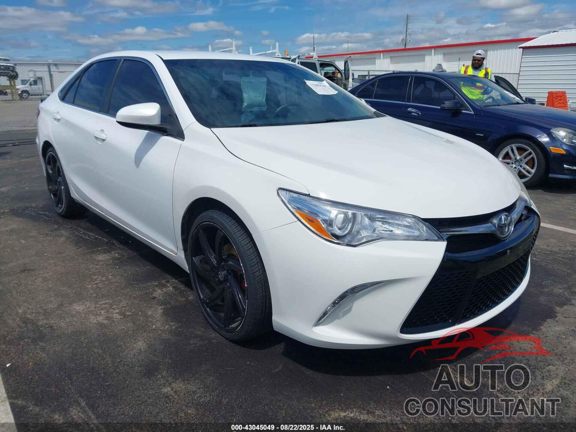 TOYOTA CAMRY 2017 - 4T1BF1FK6HU316296