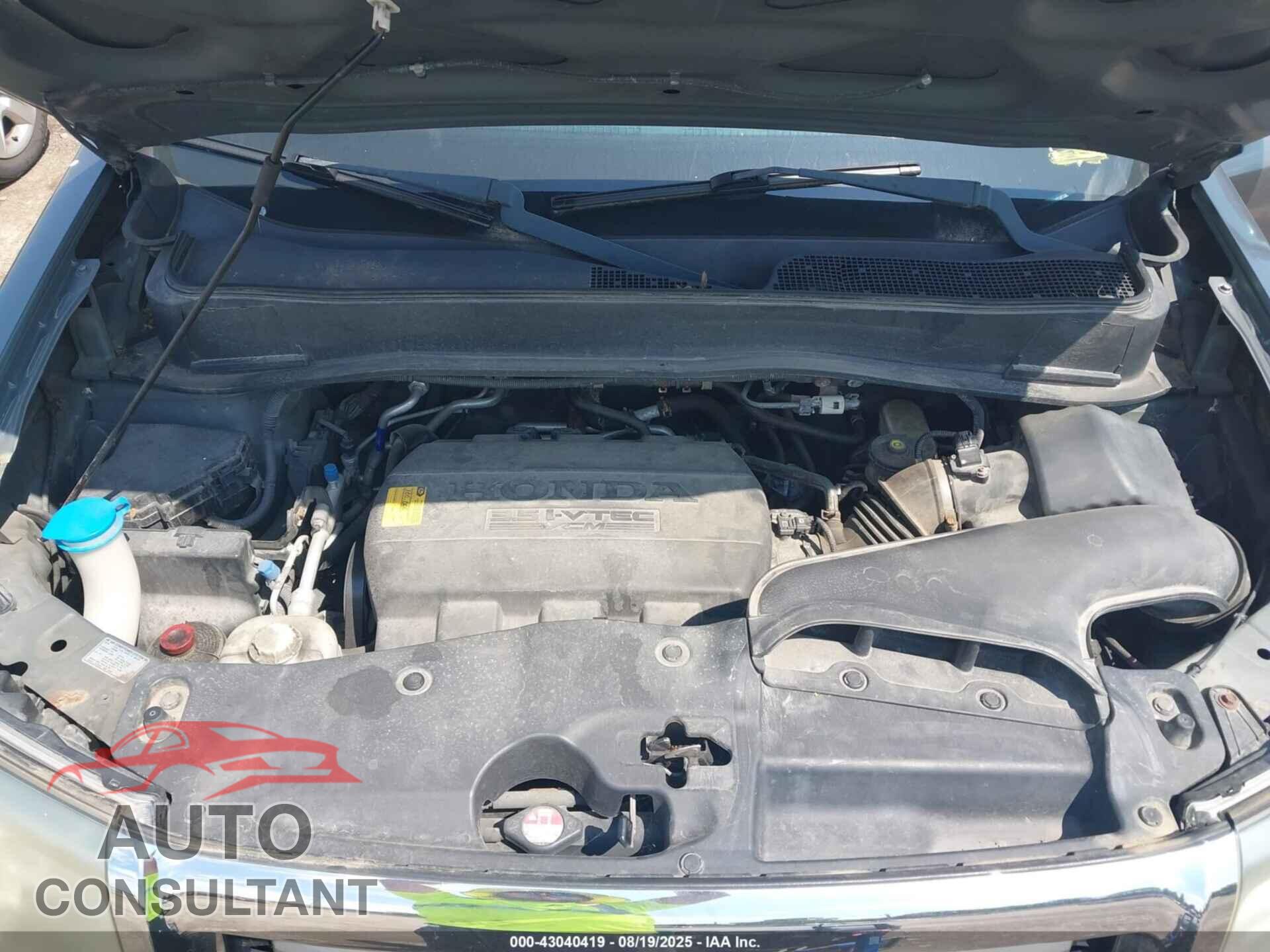 HONDA PILOT 2011 - 5FNYF4H57BB035762