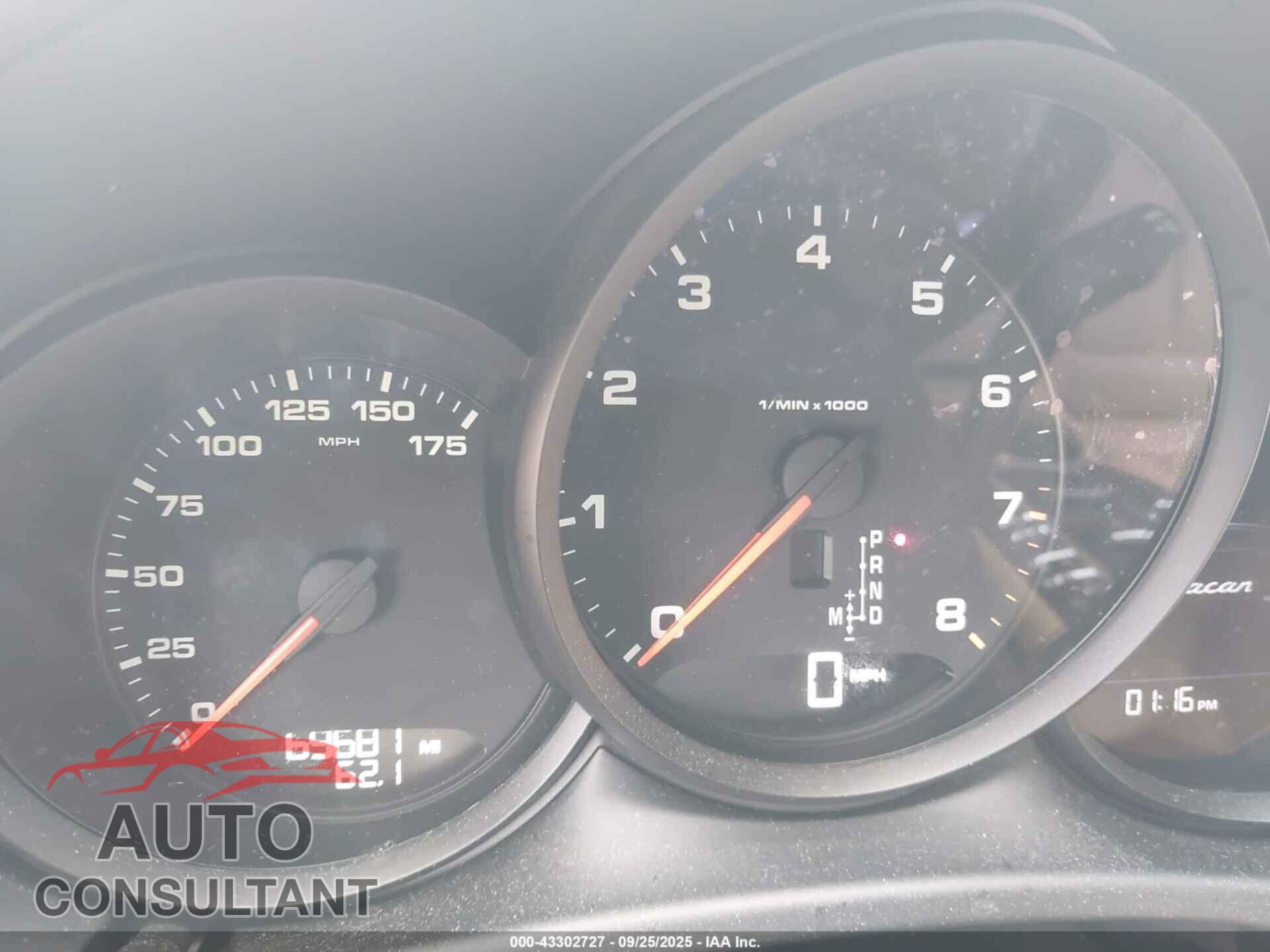 PORSCHE MACAN 2018 - WP1AA2A50JLB11220