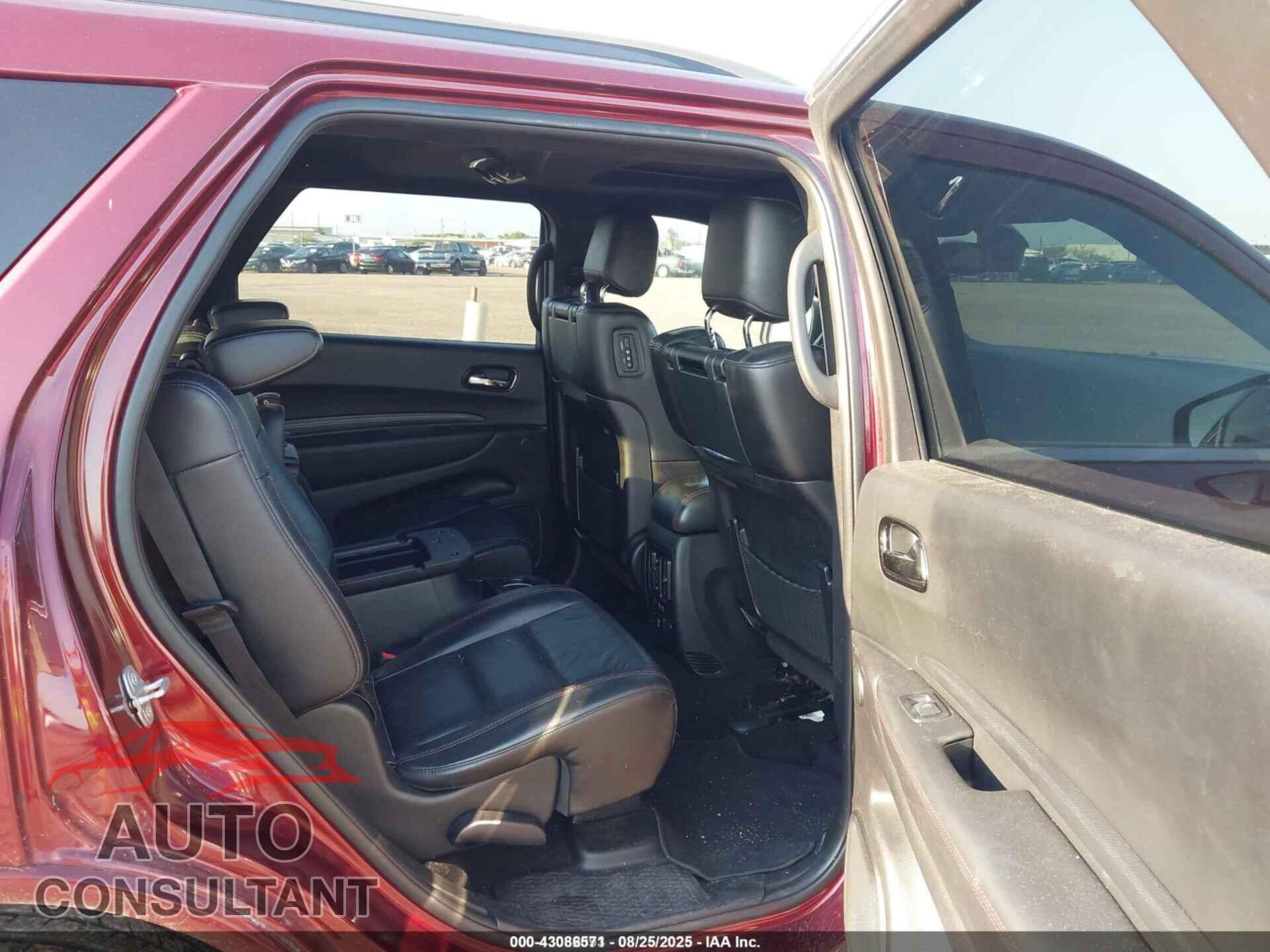 DODGE DURANGO 2021 - 1C4SDHCT5MC721680