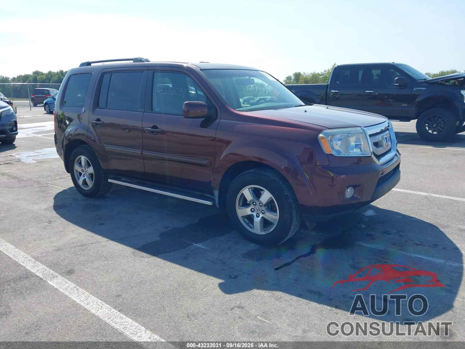 HONDA PILOT 2009 - 5FNYF485X9B053151