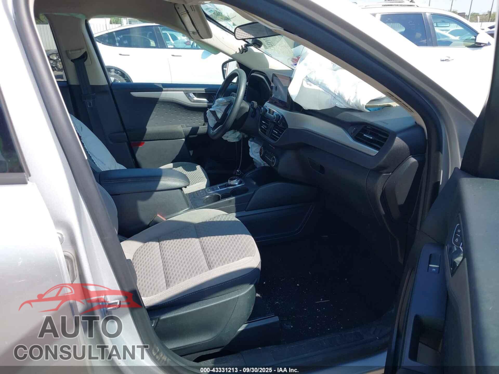 FORD ESCAPE 2020 - 1FMCU0G69LUA75364