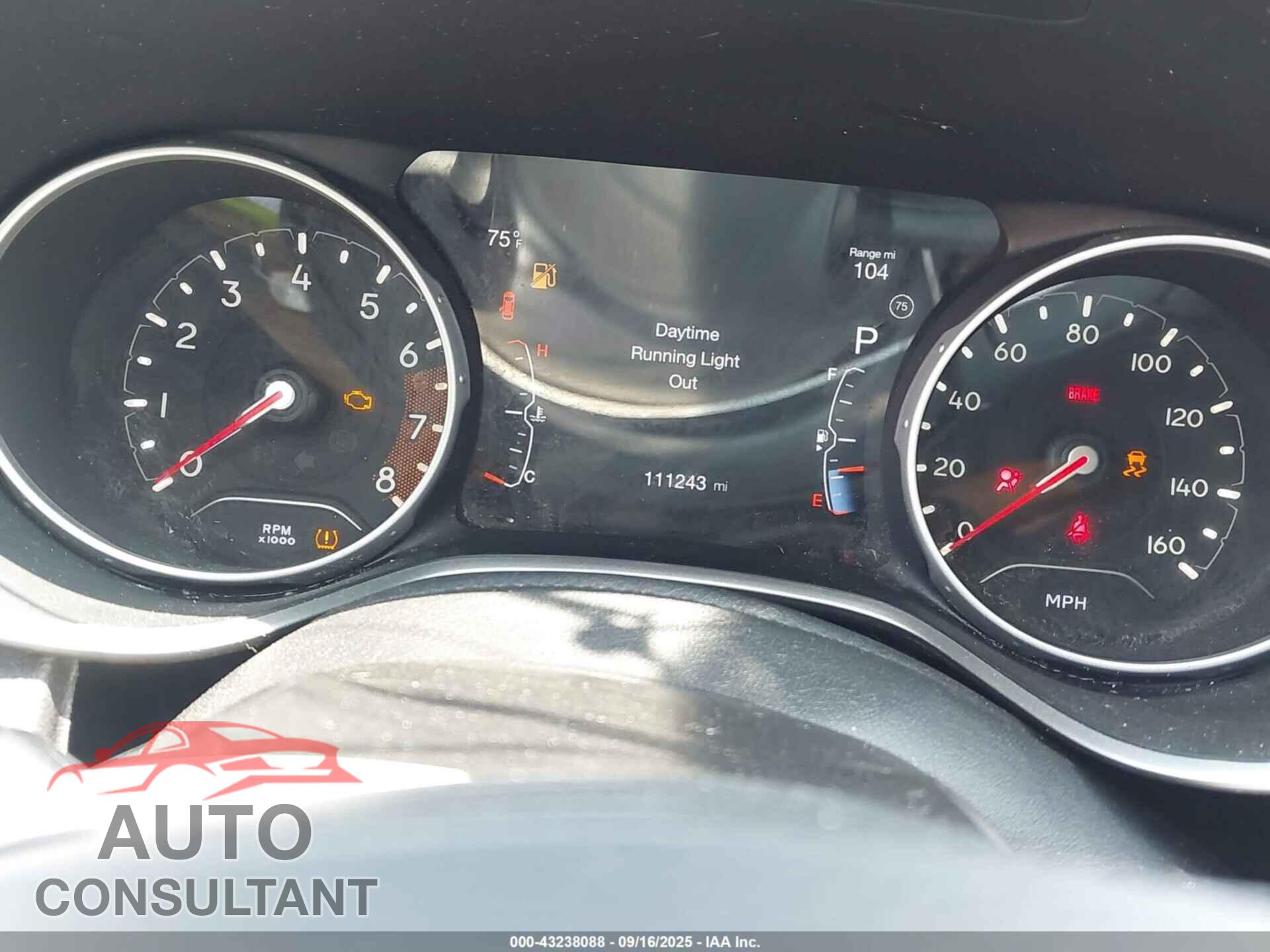 JEEP COMPASS 2018 - 3C4NJCBB6JT411006