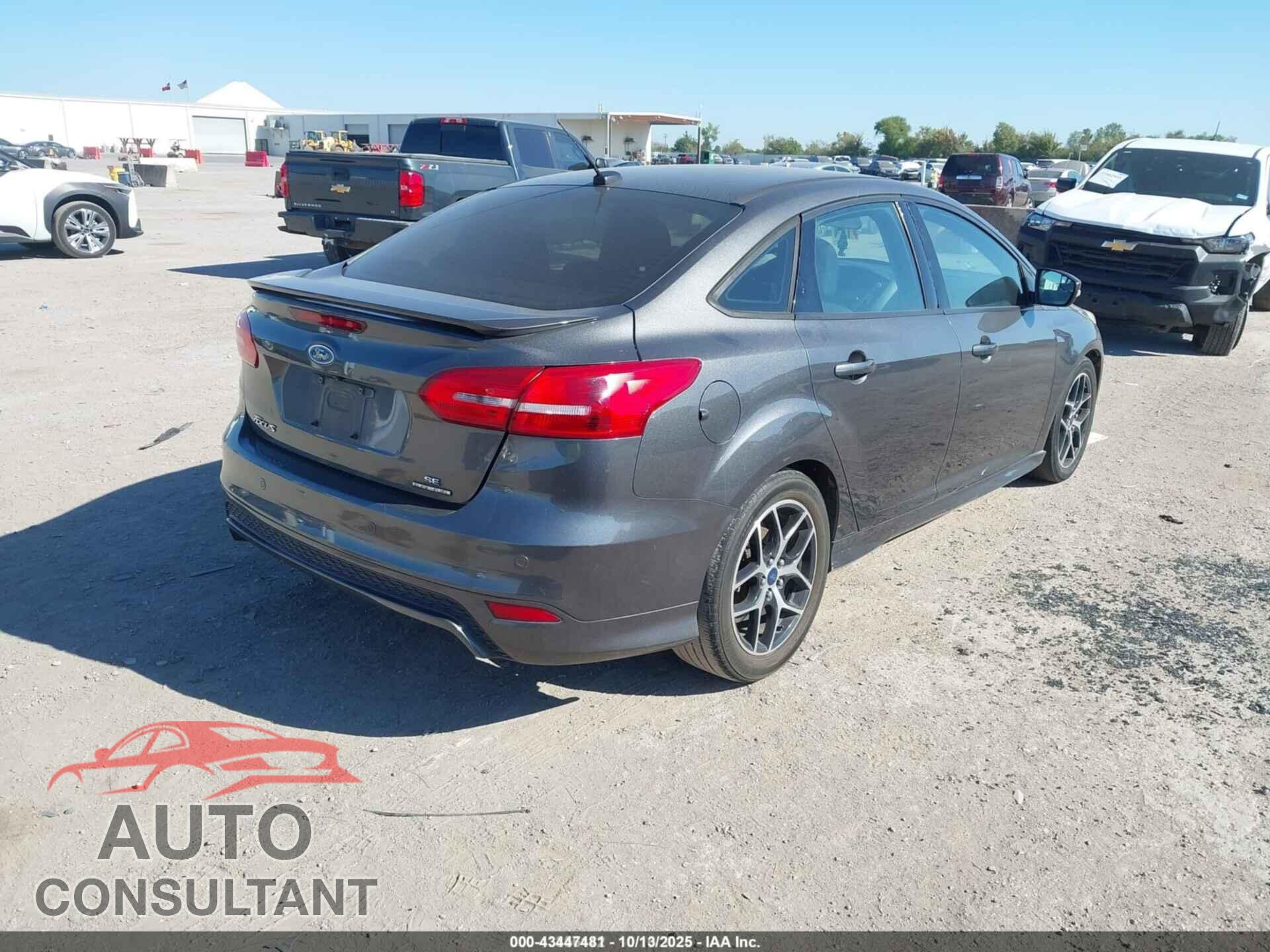 FORD FOCUS 2015 - 1FADP3F28FL230471