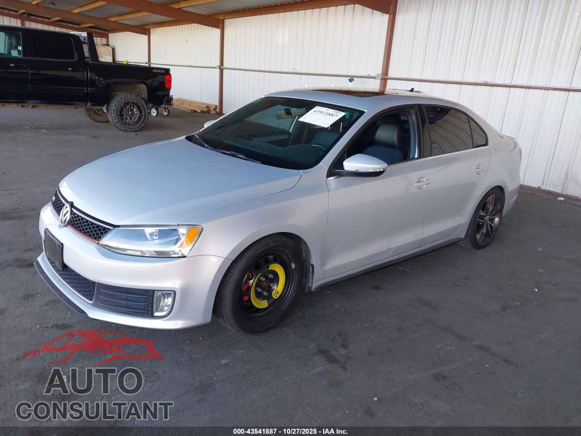 VOLKSWAGEN JETTA 2013 - 3VW4A7AJ2DM276310