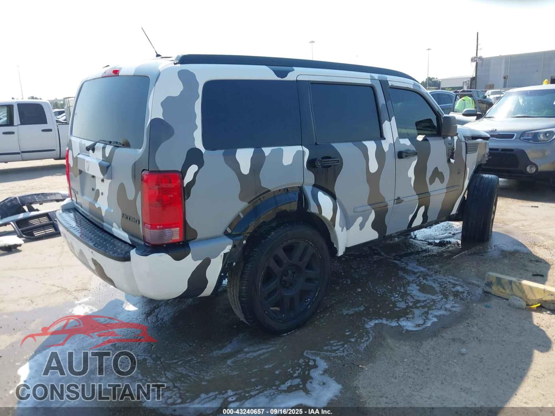 DODGE NITRO 2011 - 1D4PT4GK6BW605423