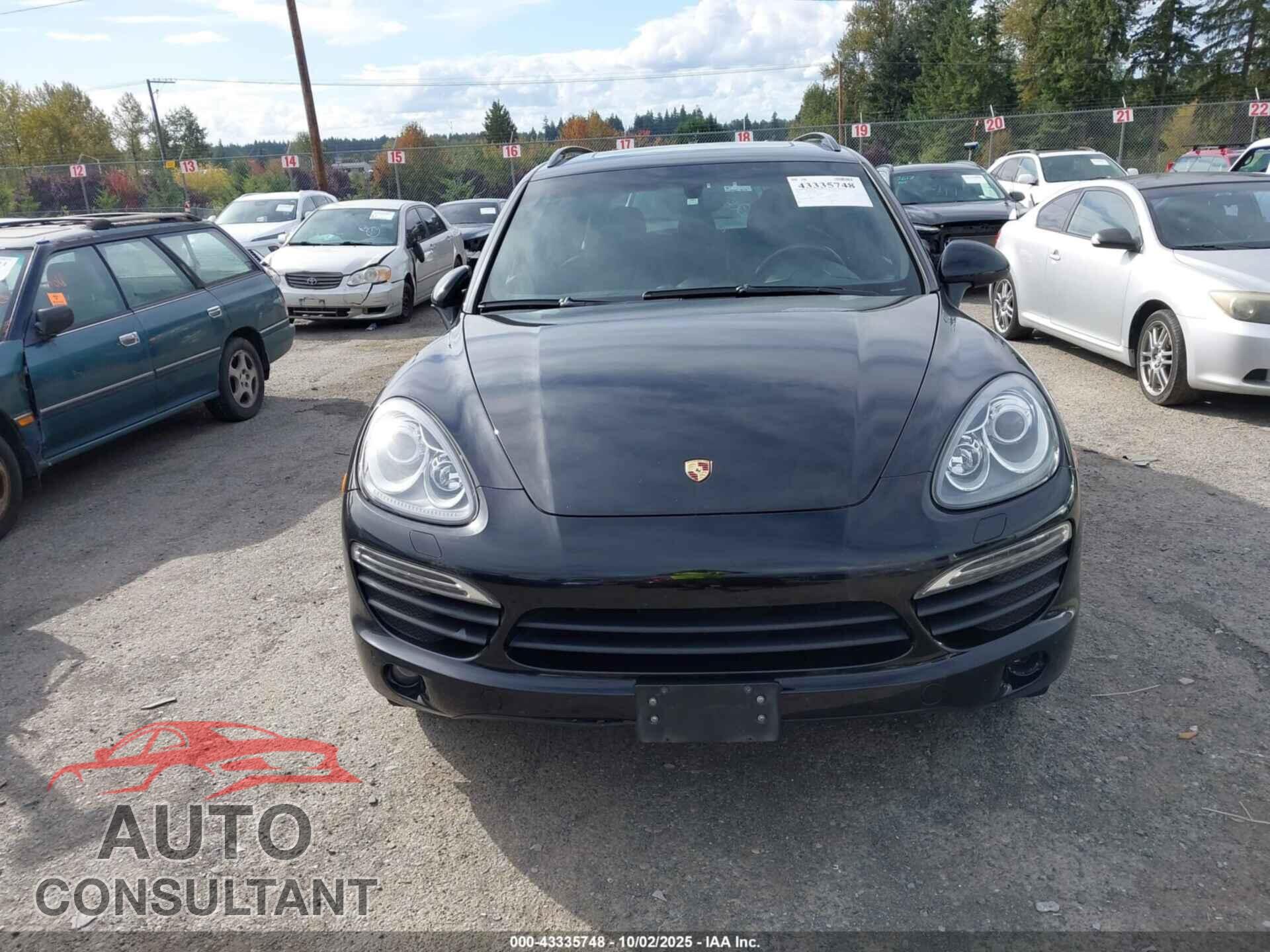 PORSCHE CAYENNE 2012 - WP1AB2A2XCLA44826