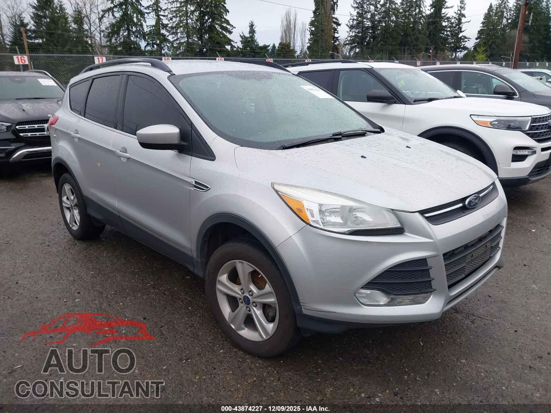 FORD ESCAPE 2014 - 1FMCU0GX2EUB87192