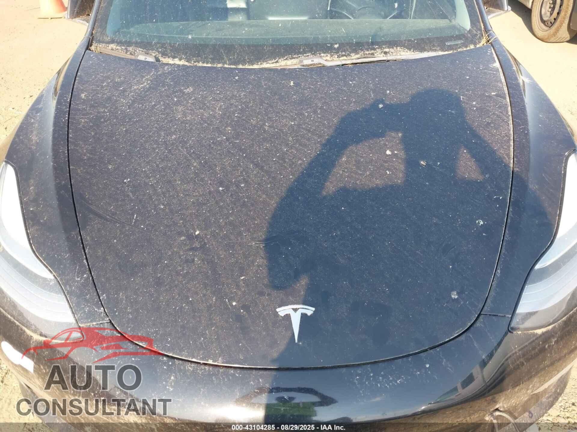 TESLA MODEL 3 2018 - 5YJ3E1EA7JF071009