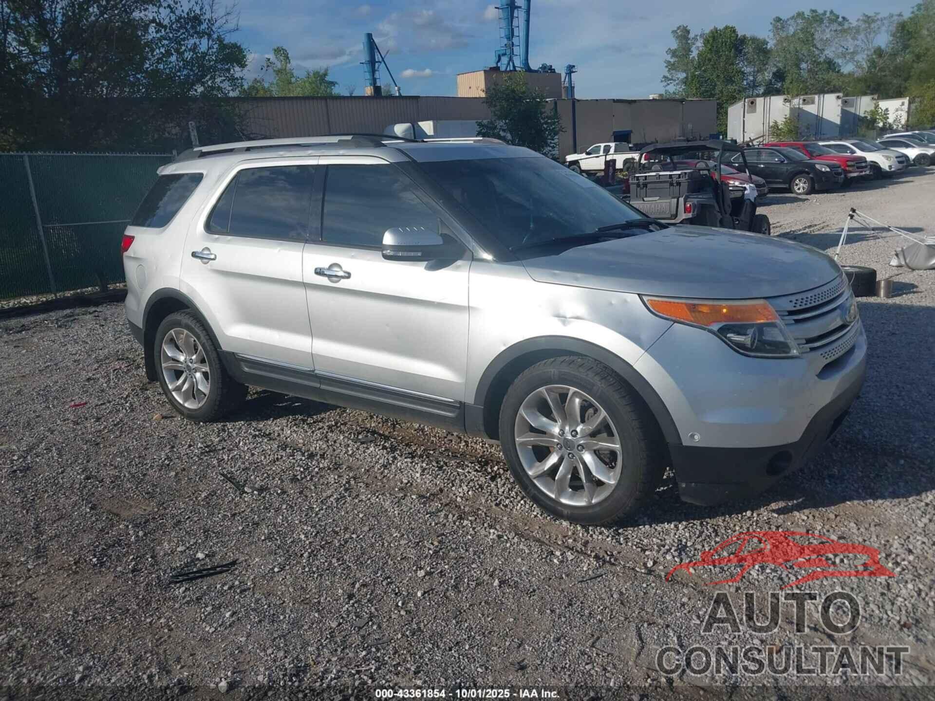 FORD EXPLORER 2011 - 1FMHK8F89BGA82874