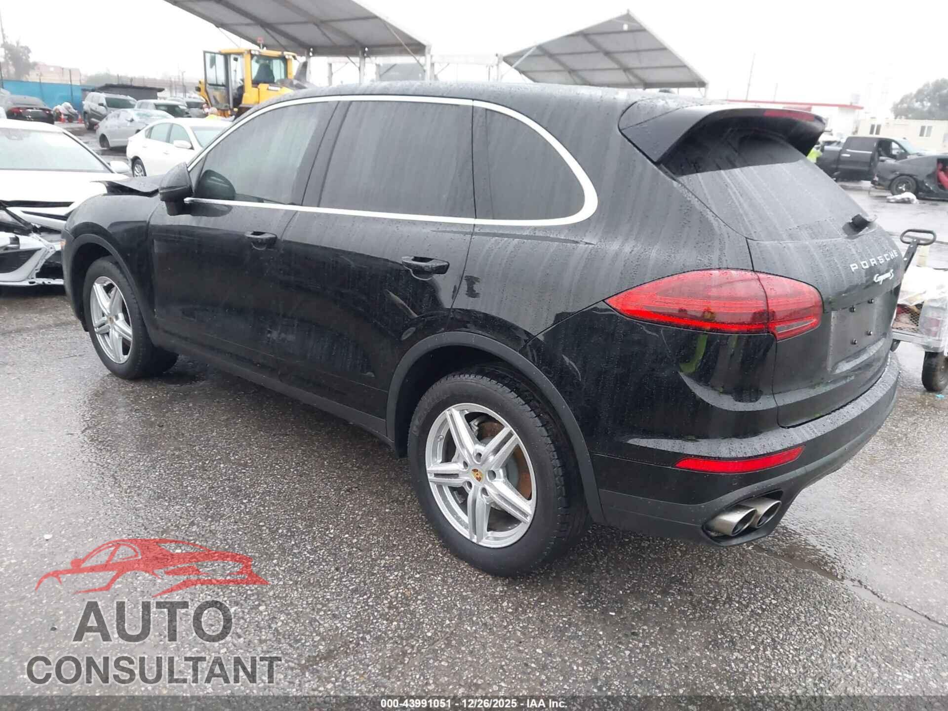 PORSCHE CAYENNE 2017 - WP1AB2A20HLA50559