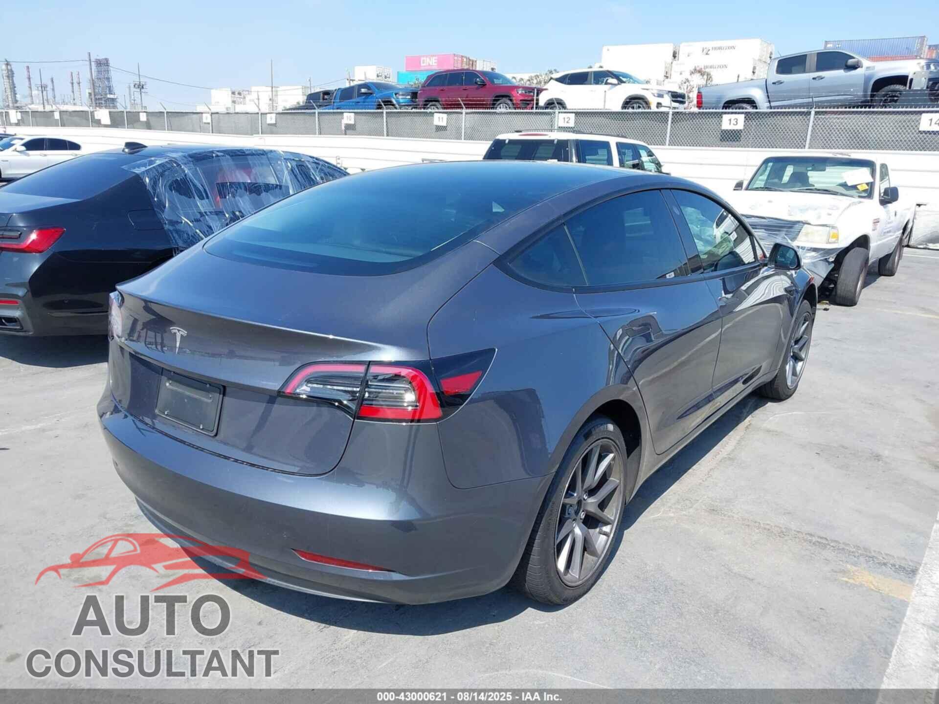 TESLA MODEL 3 2023 - 5YJ3E1EA7PF577996