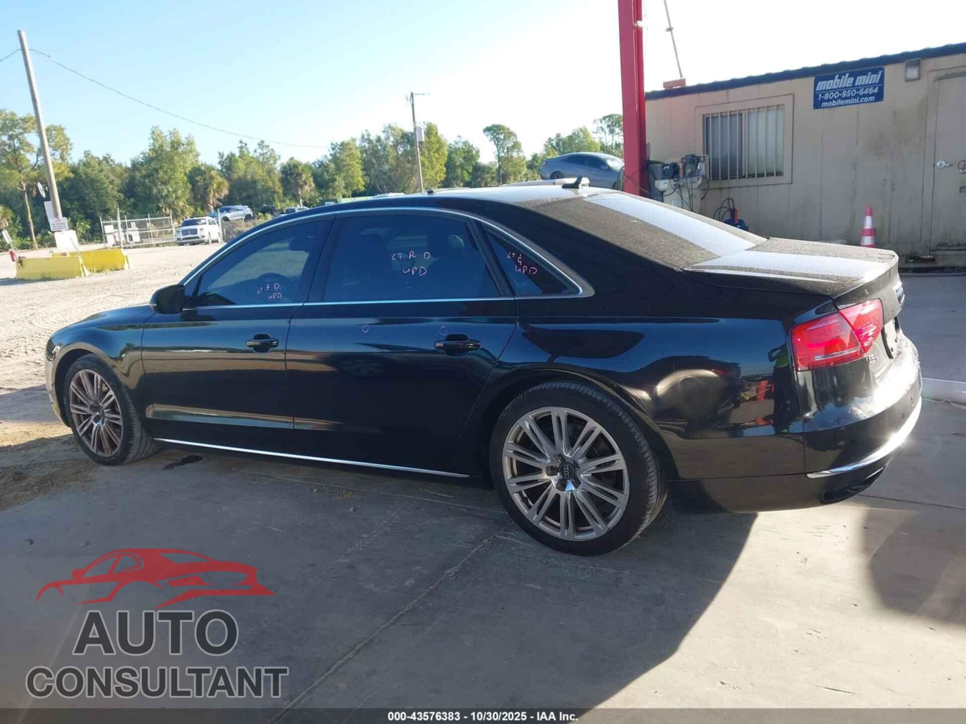 AUDI A8 L 2013 - WAUR2AFD0DN018666