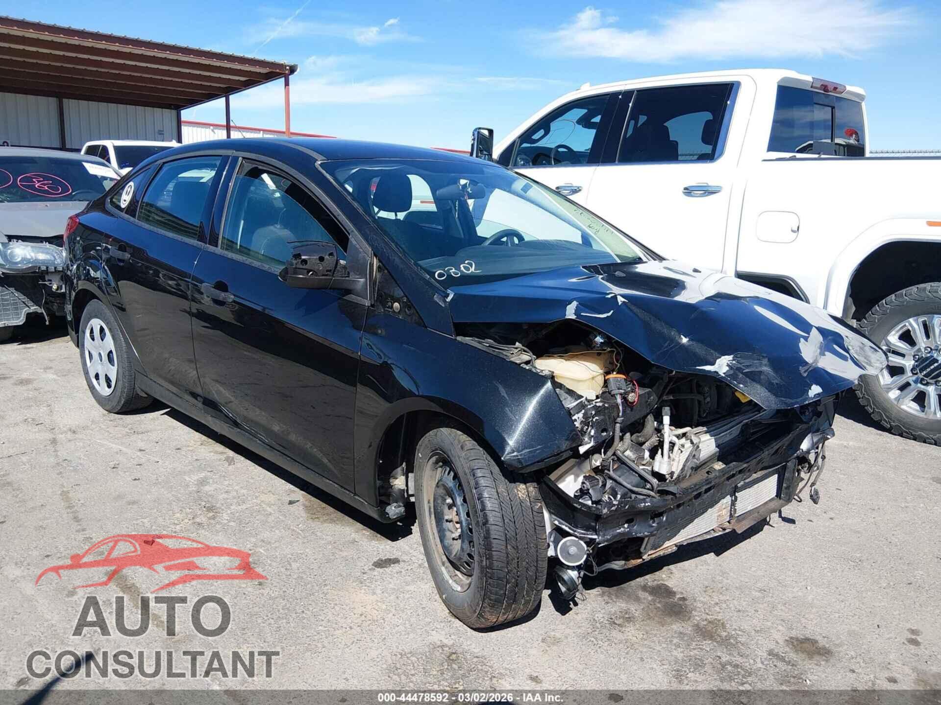FORD FOCUS 2013 - 1FADP3E28DL151767
