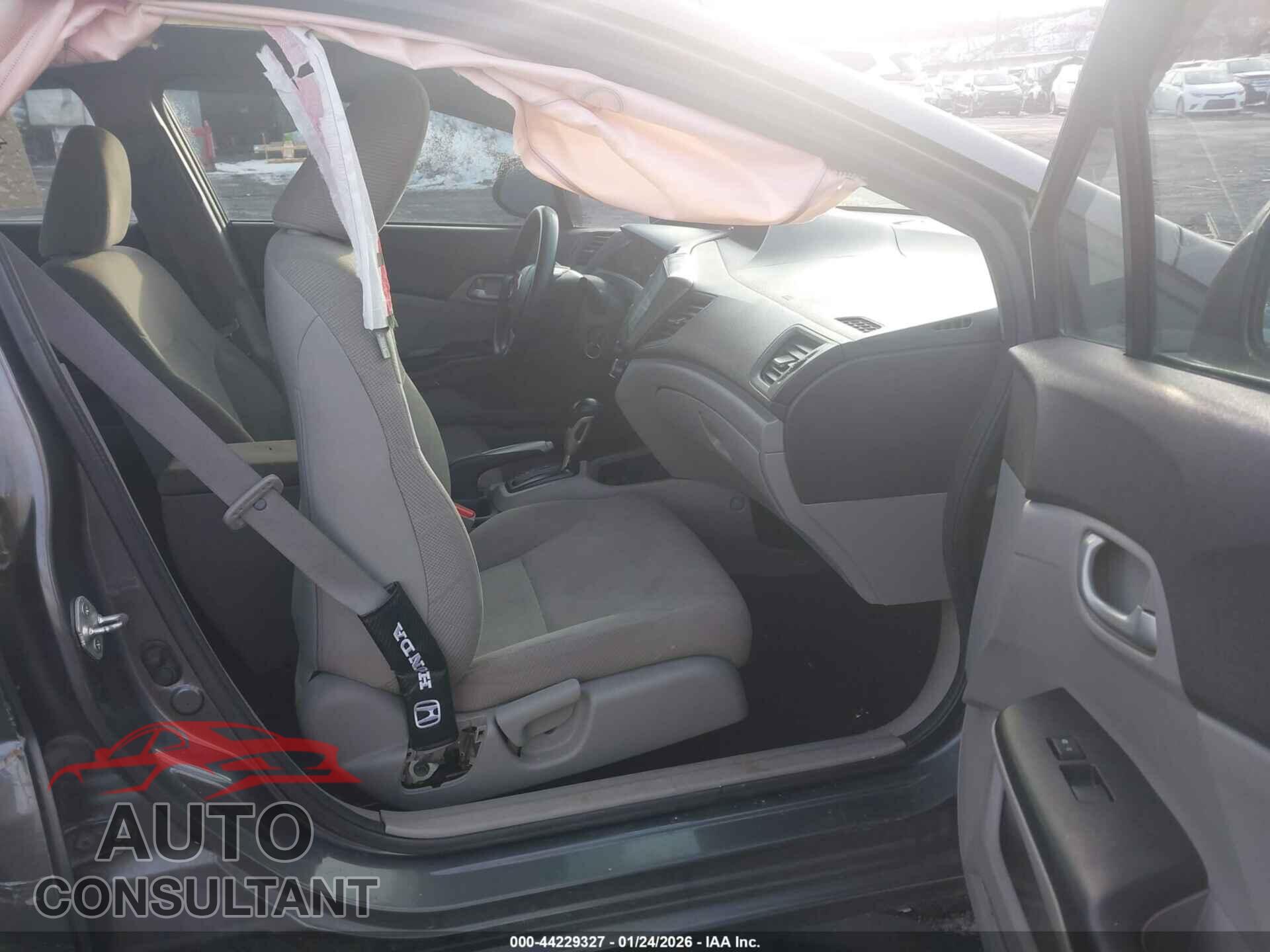 HONDA CIVIC 2012 - 2HGFB2F50CH561903
