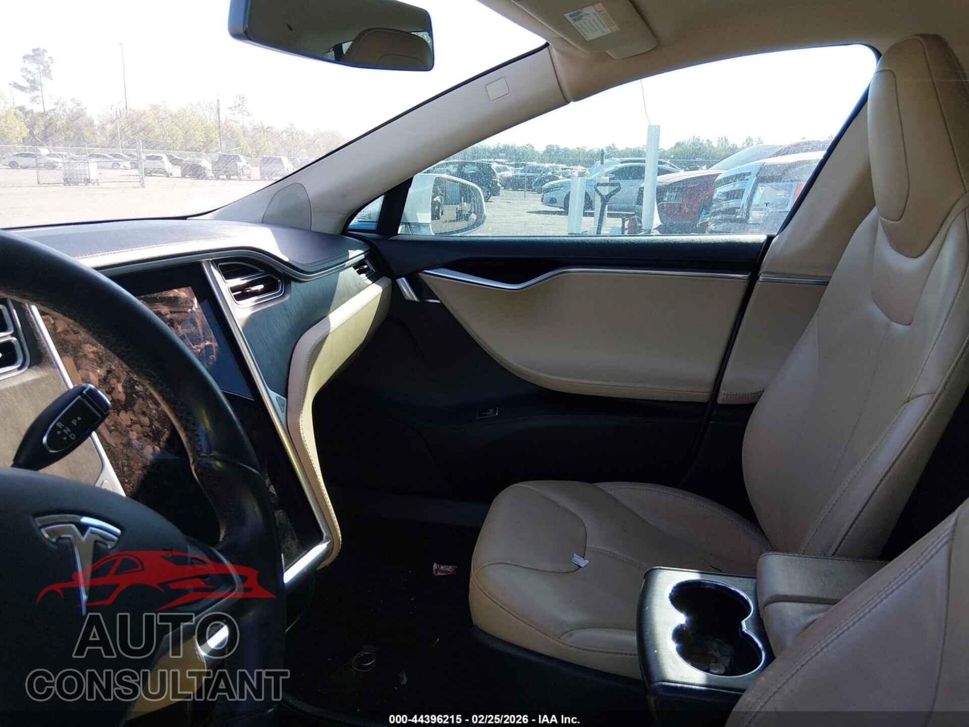 TESLA MODEL S 2013 - 5YJSA1CN7DFP20339