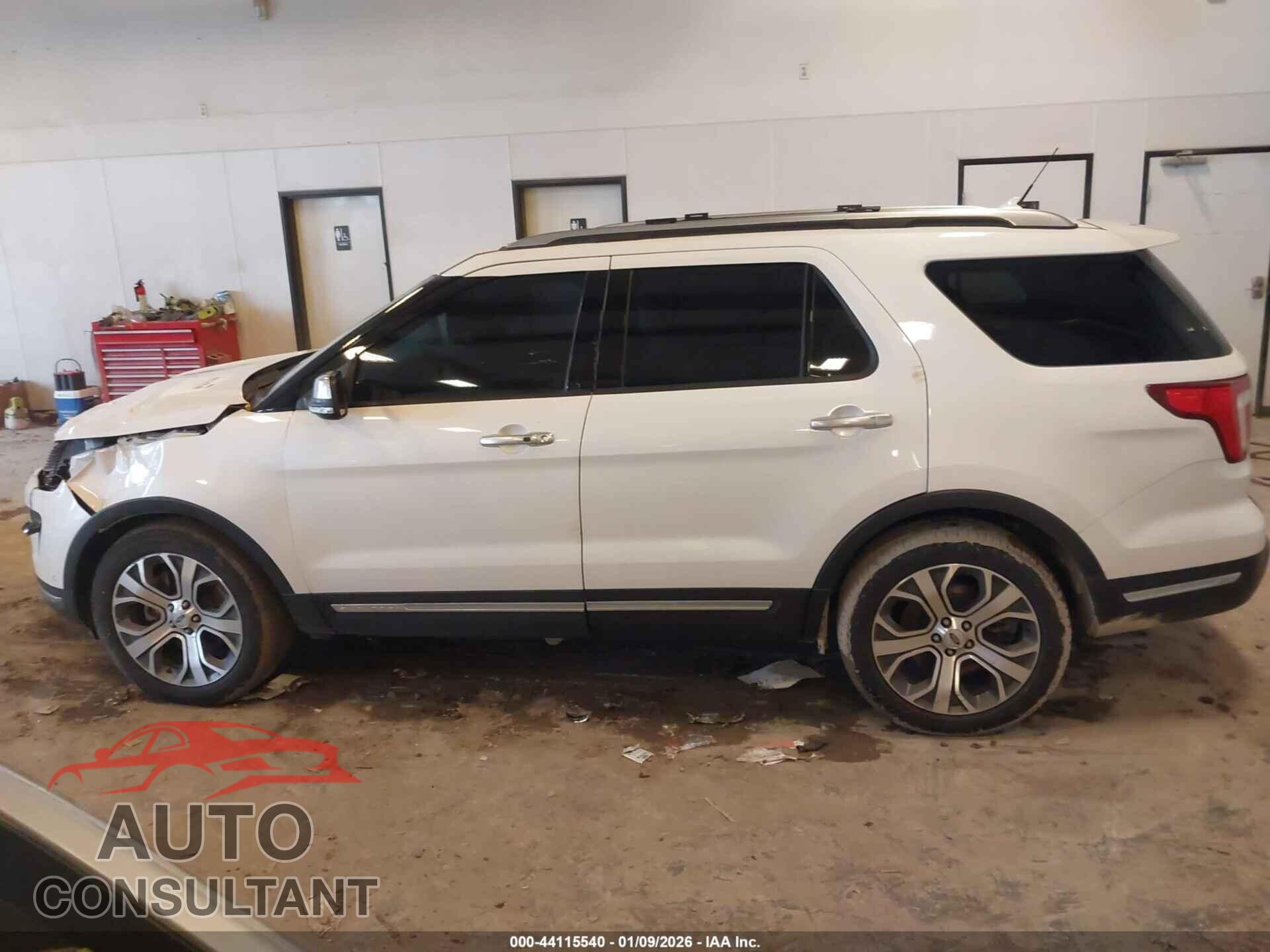 FORD EXPLORER 2018 - 1FM5K8HT2JGB55960