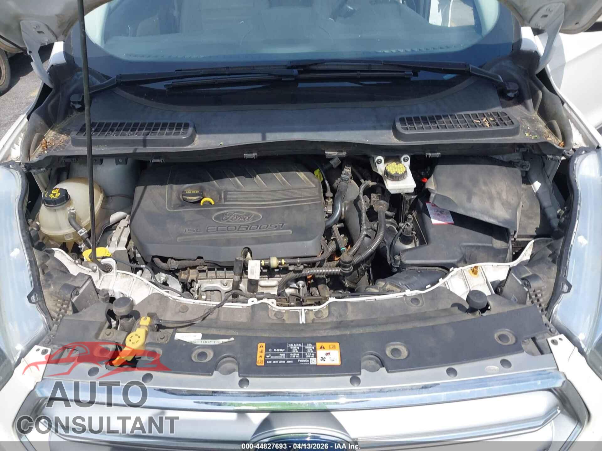 FORD ESCAPE 2017 - 1FMCU0JD2HUB85526