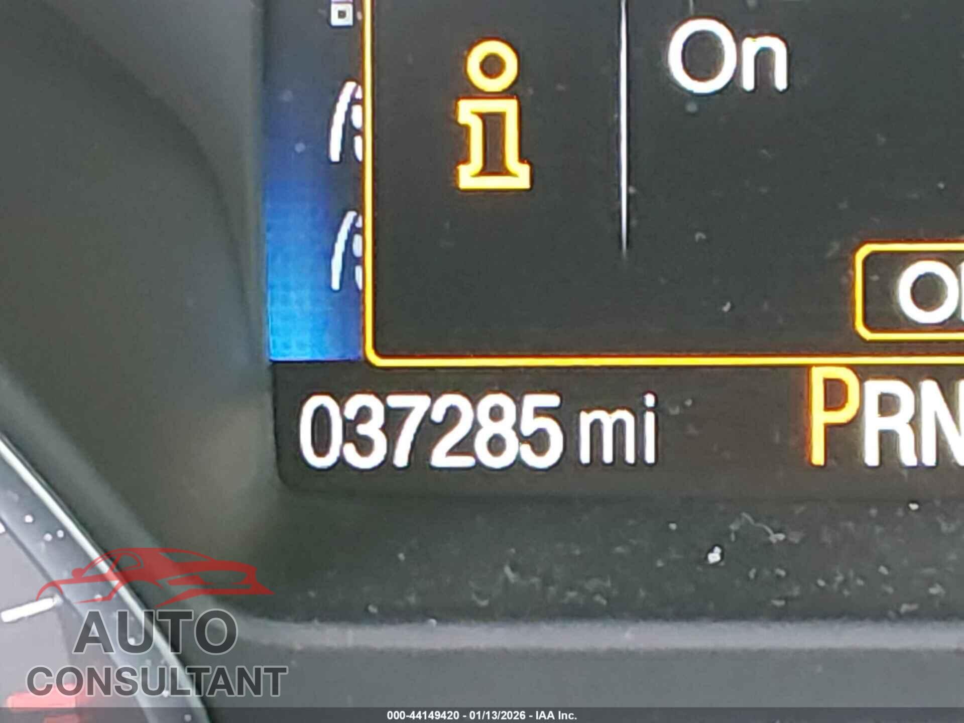 FORD ESCAPE 2017 - 1FMCU0F76HUC38862