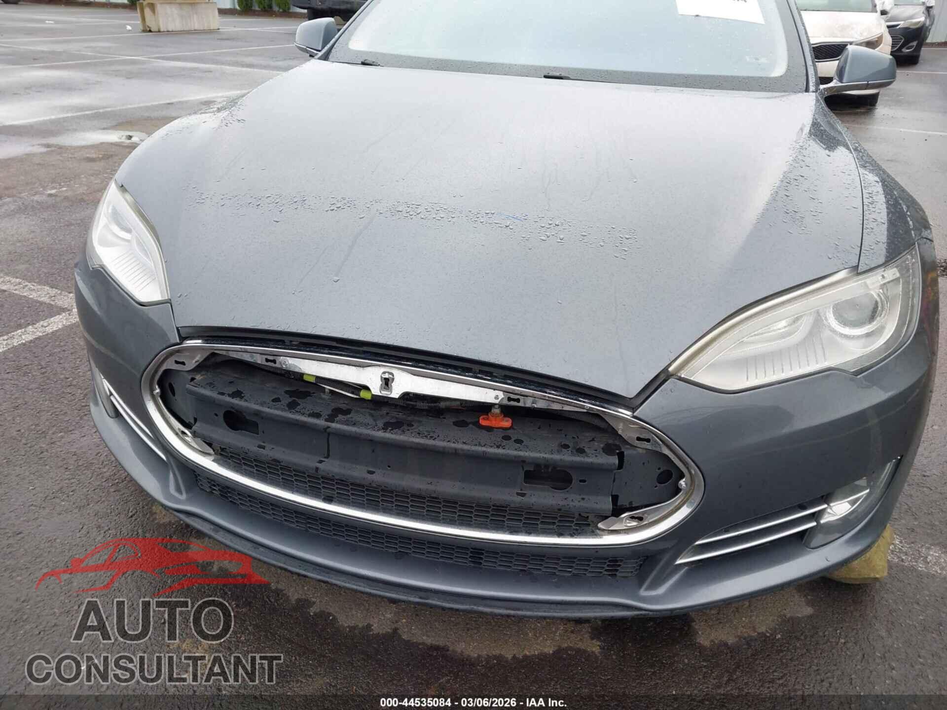 TESLA MODEL S 2013 - 5YJSA1DP9DFP14848