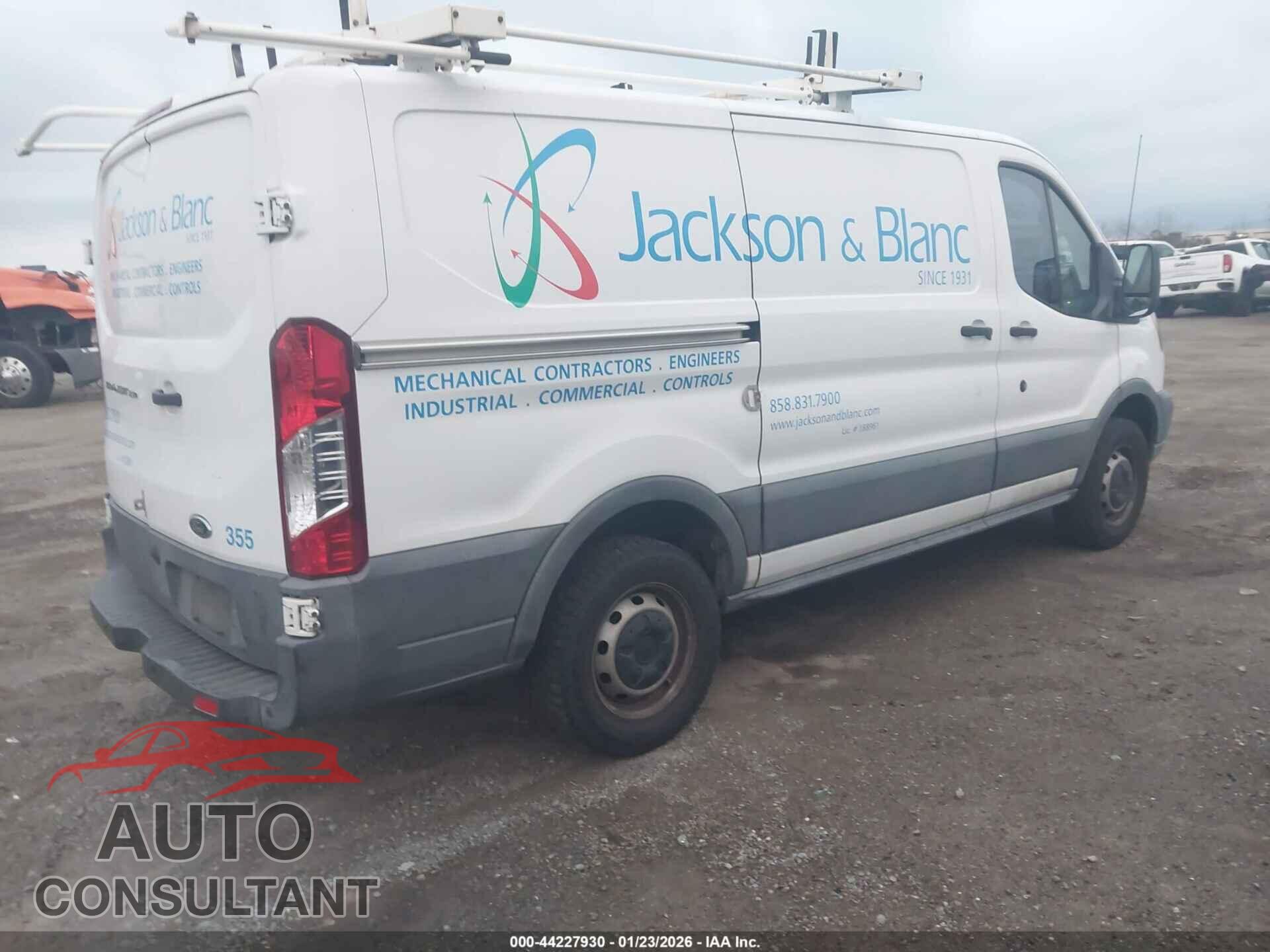 FORD TRANSIT-250 2017 - 1FTYR1YM2HKB04480
