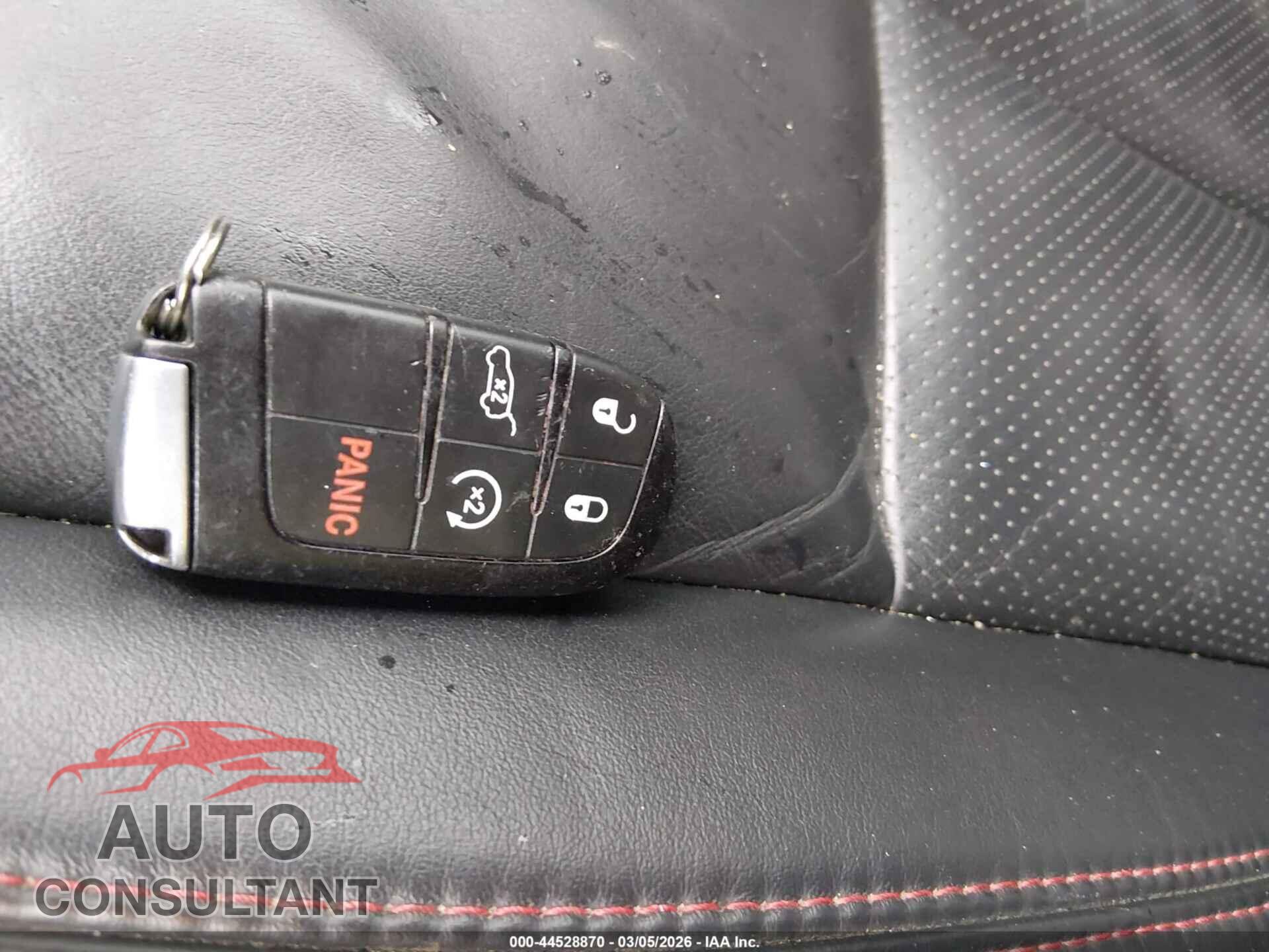 DODGE DURANGO 2014 - 1C4SDJCT2EC483103