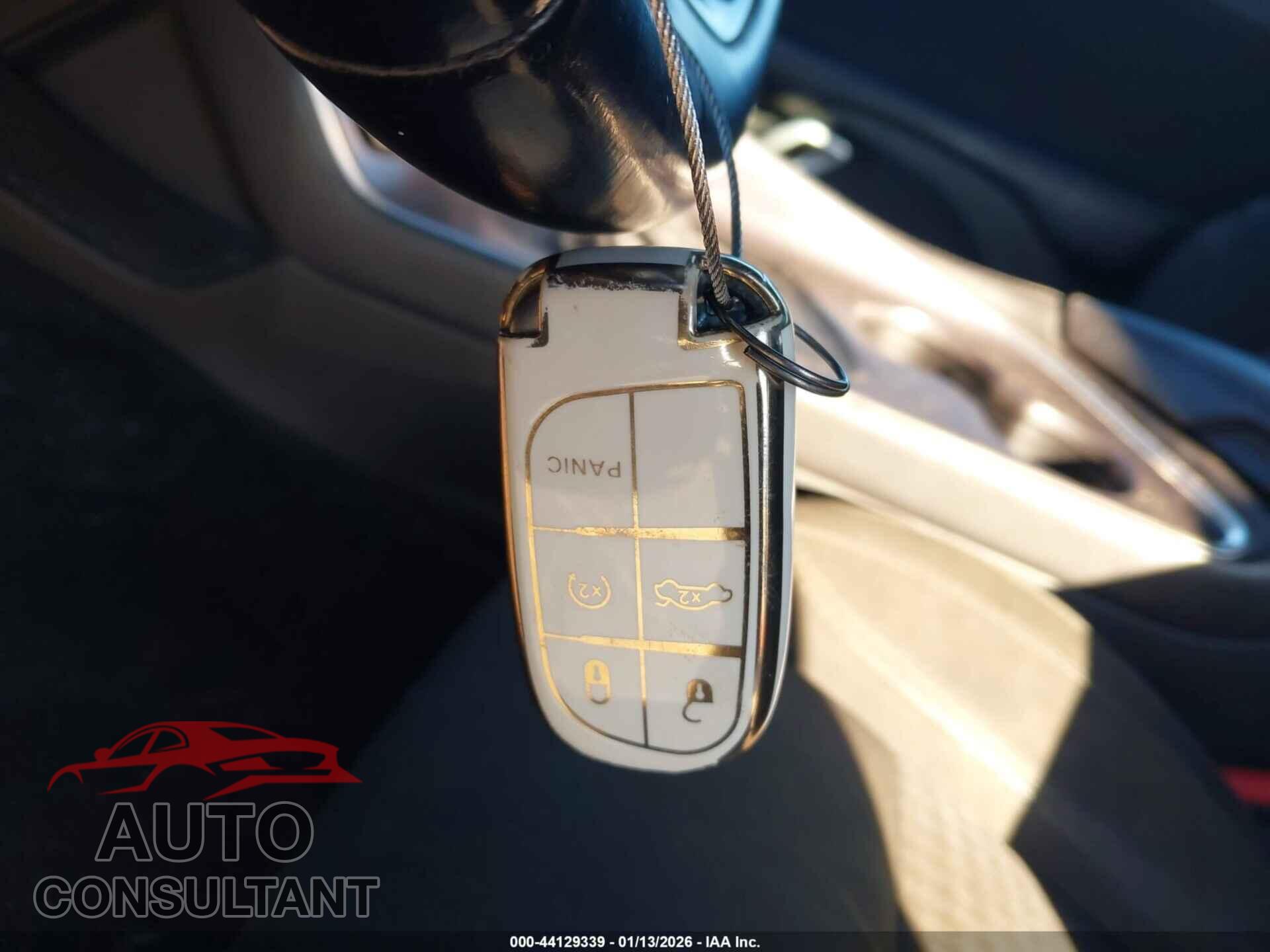 DODGE CHALLENGER 2018 - 2C3CDZAG4JH272019