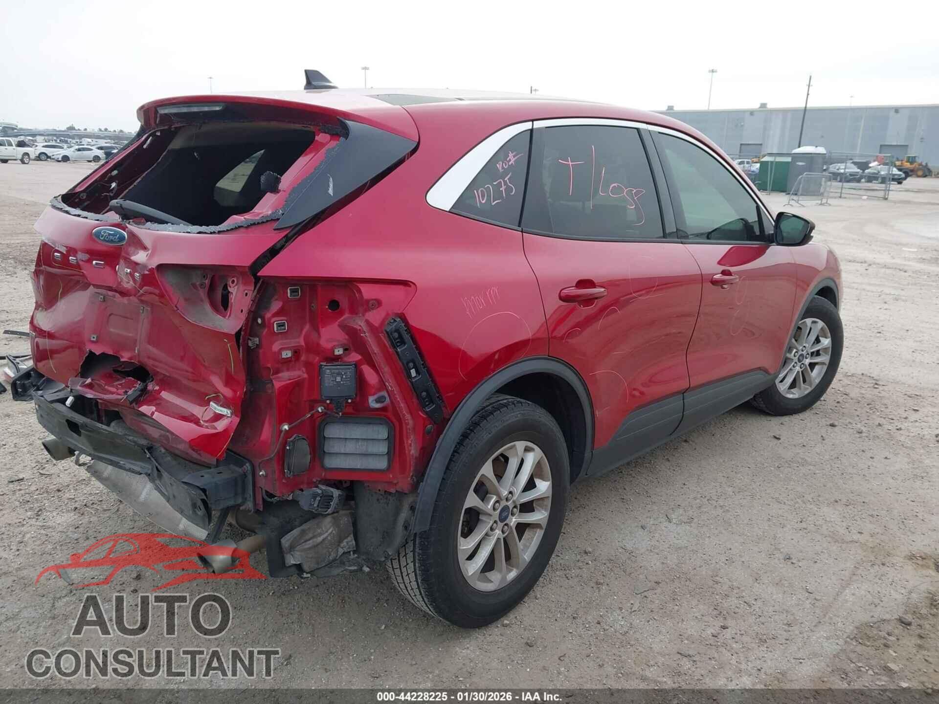 FORD ESCAPE 2020 - 1FMCU0G63LUA31523