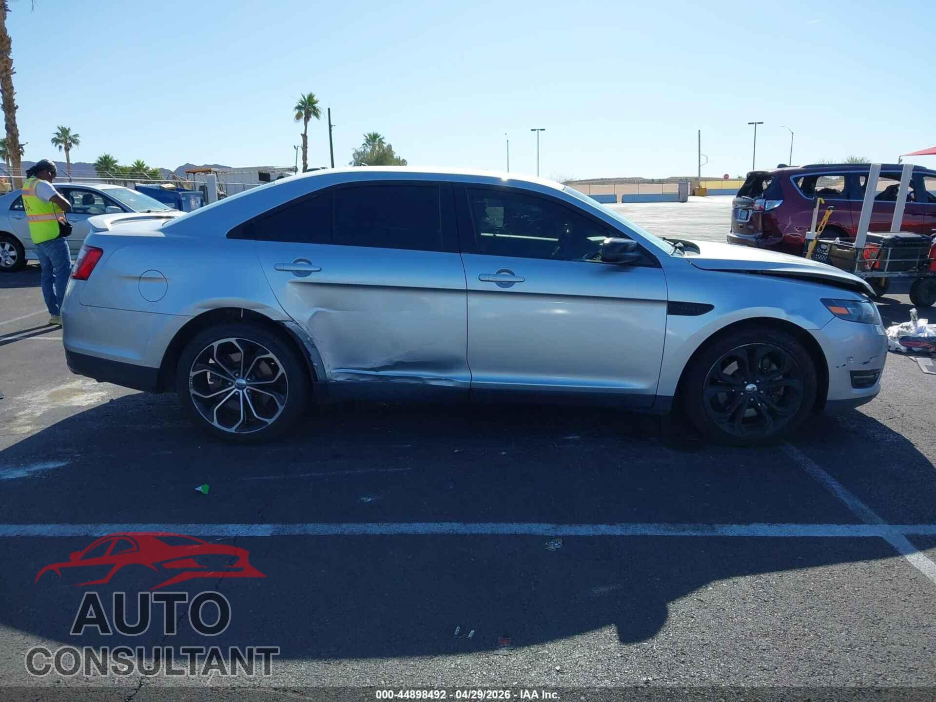 FORD TAURUS 2013 - 1FAHP2KT2DG167447