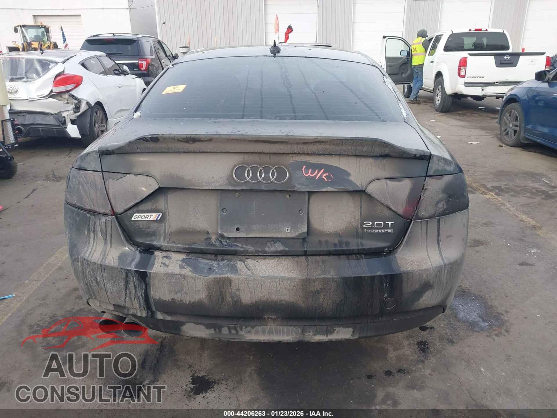 AUDI A5 2015 - WAUCFAFR9FA037376