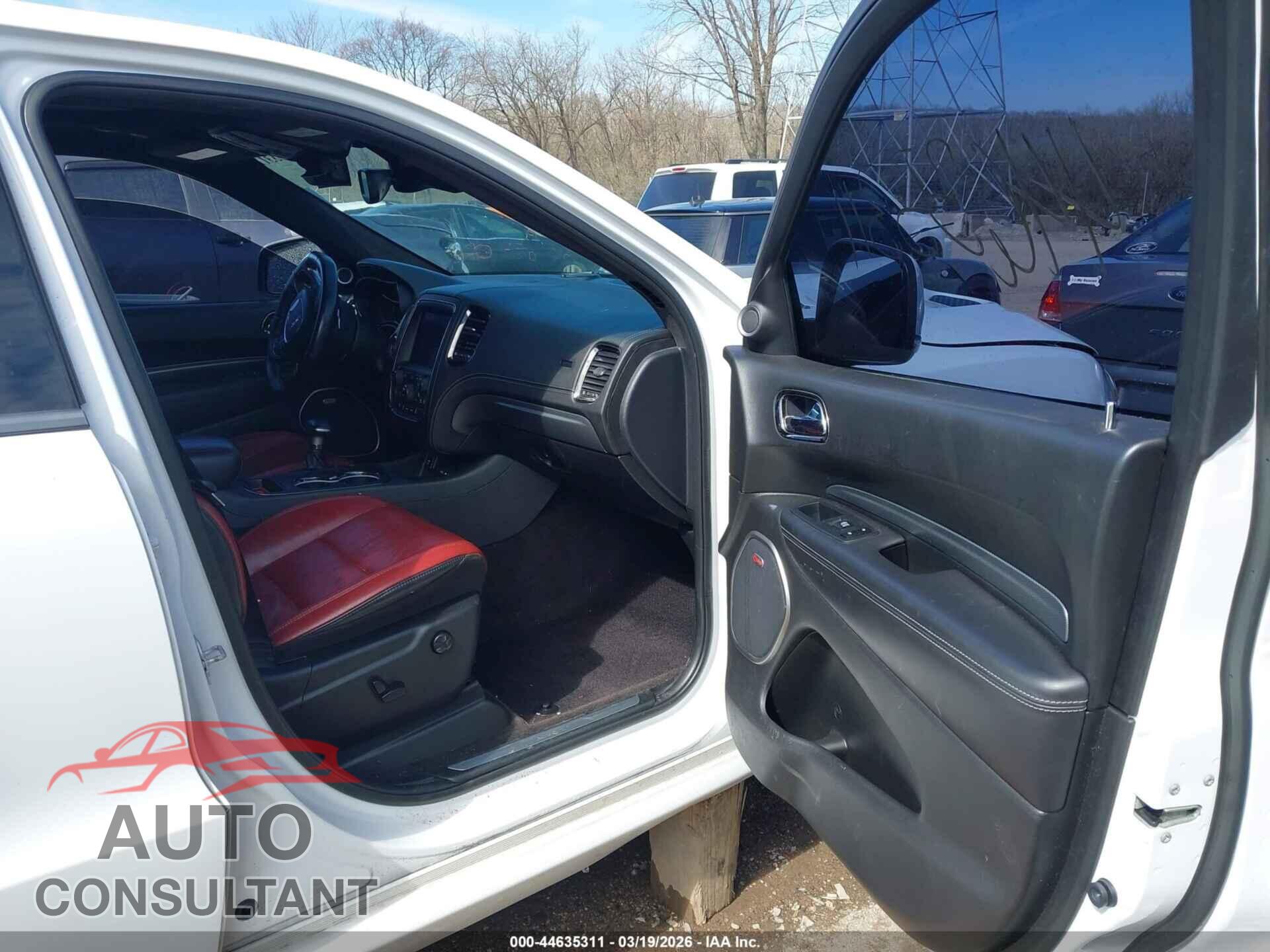 DODGE DURANGO 2018 - 1C4SDJGJ2JC201738