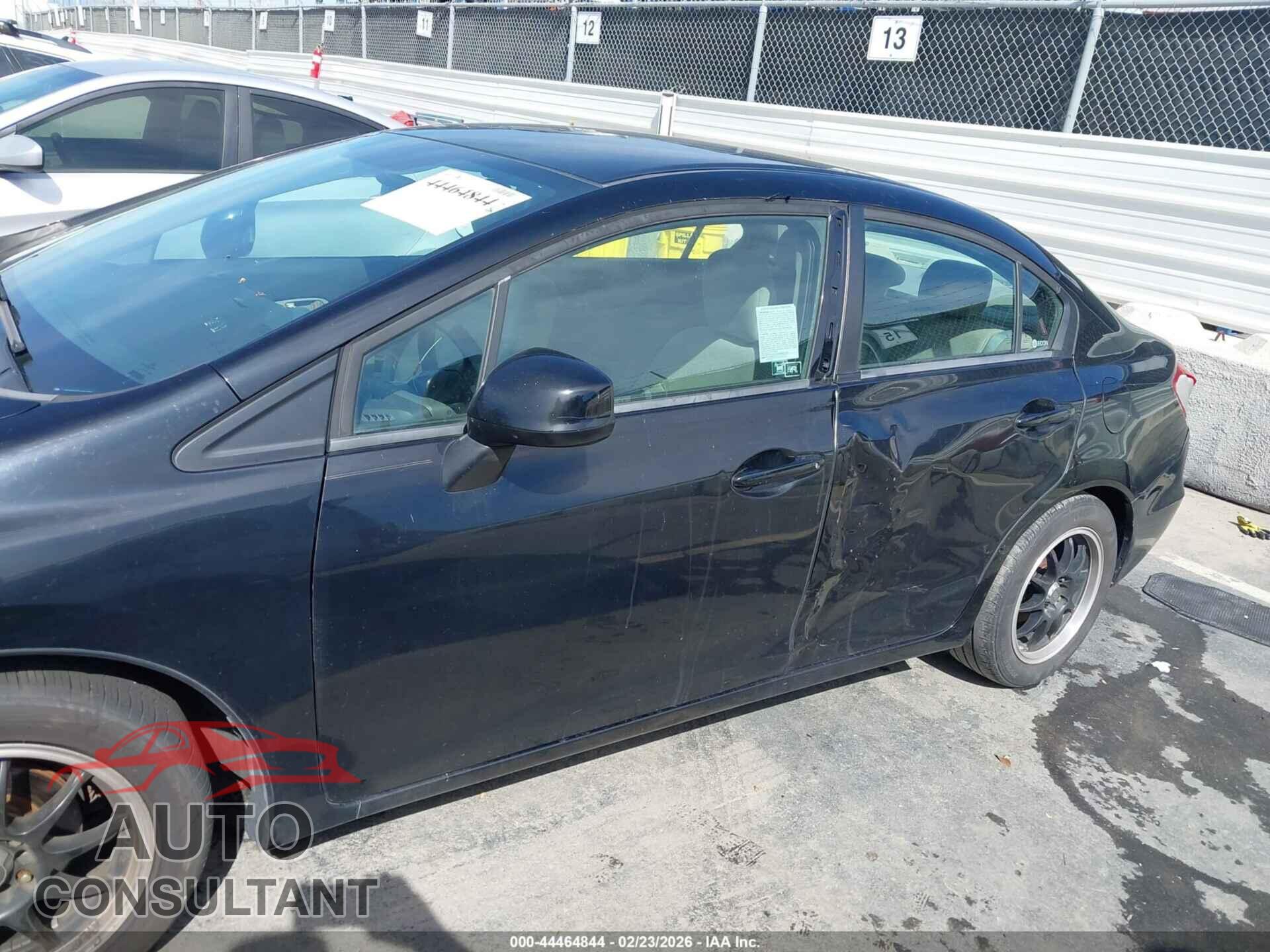 HONDA CIVIC 2012 - 19XFB2F50CE311099