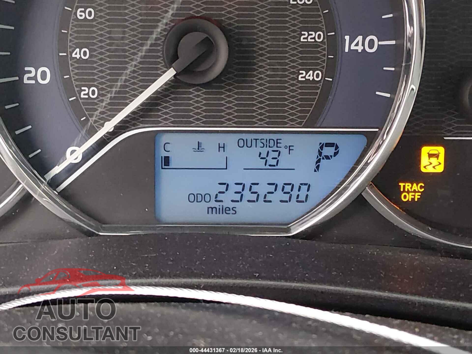 TOYOTA COROLLA 2014 - 2T1BPRHE4EC002419