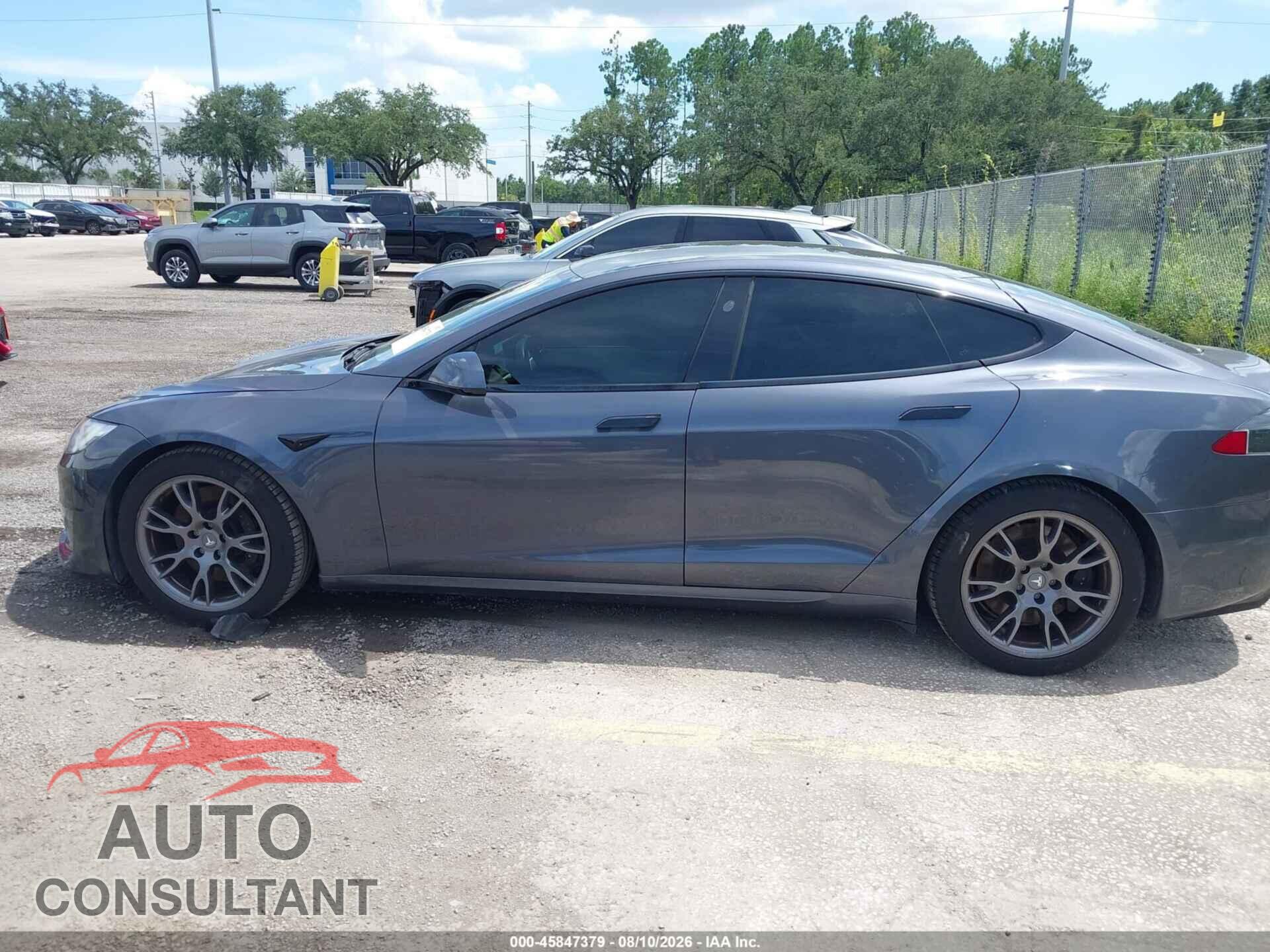 TESLA MODEL S 2021 - 5YJSA1E58MF430186