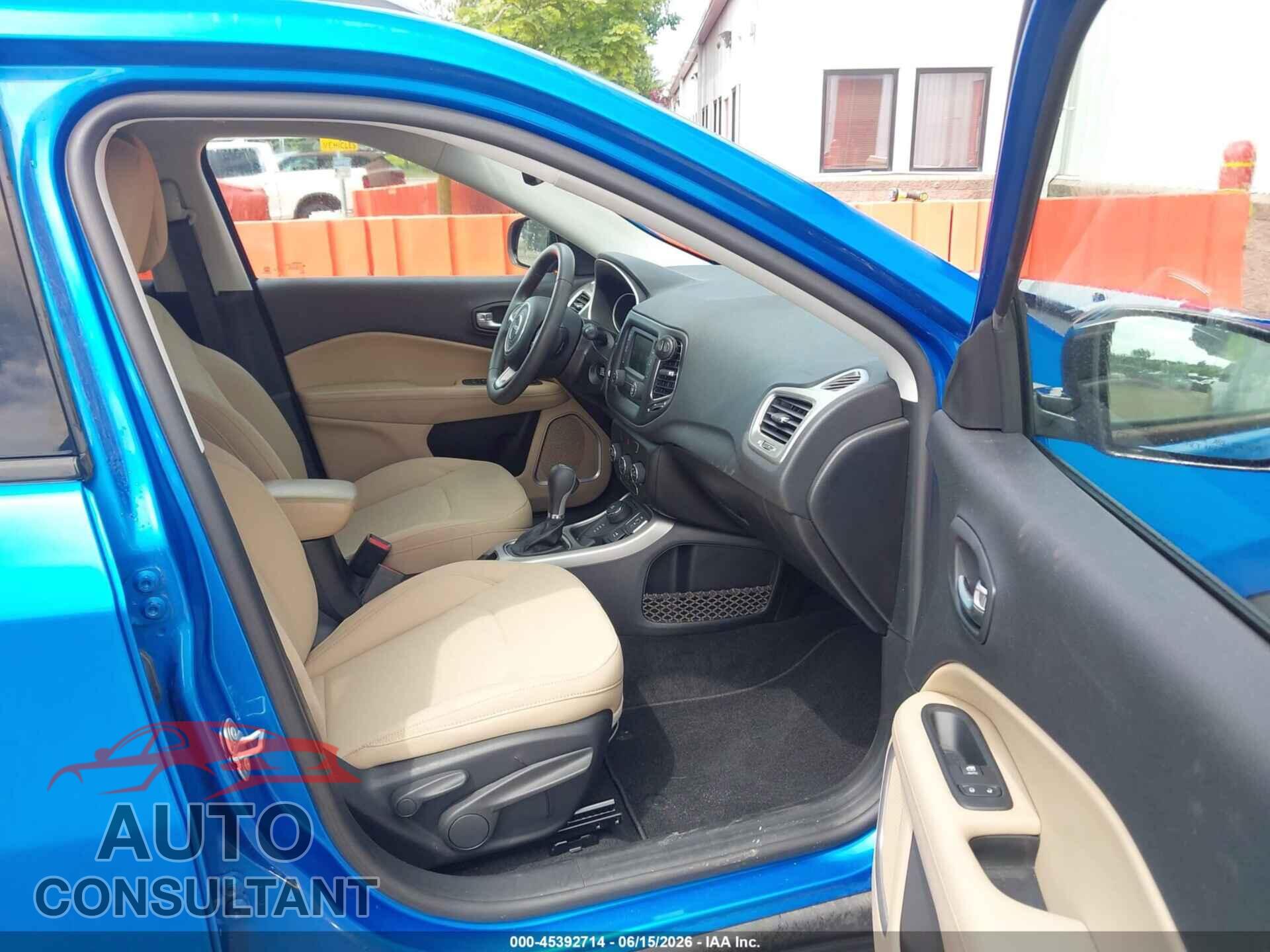 JEEP COMPASS 2018 - 3C4NJDAB0JT413759