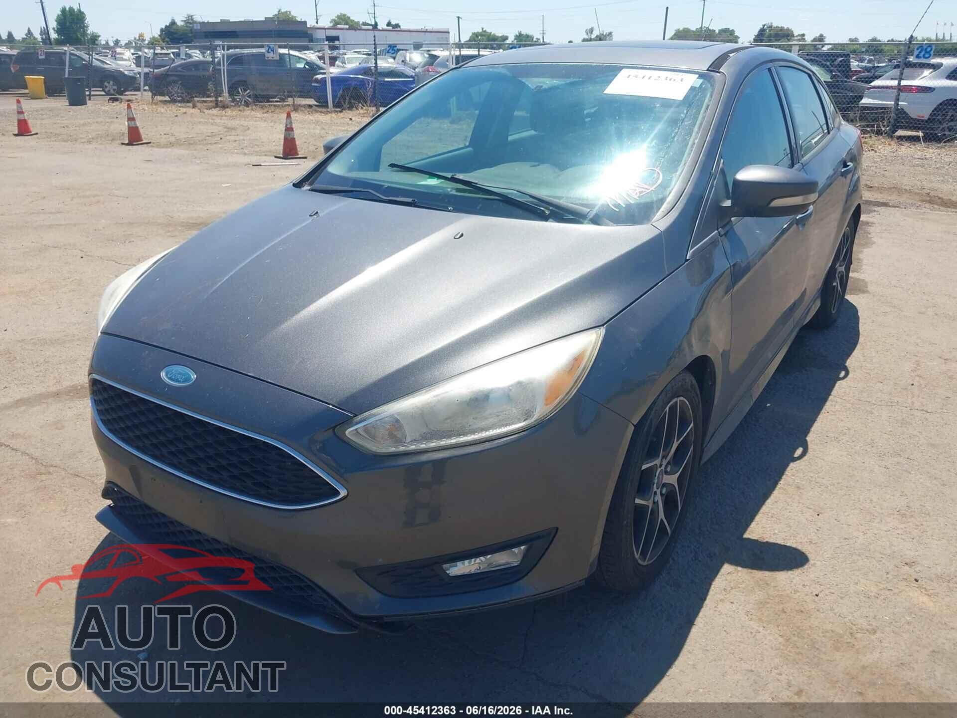 FORD FOCUS 2016 - 1FADP3F2XGL203550