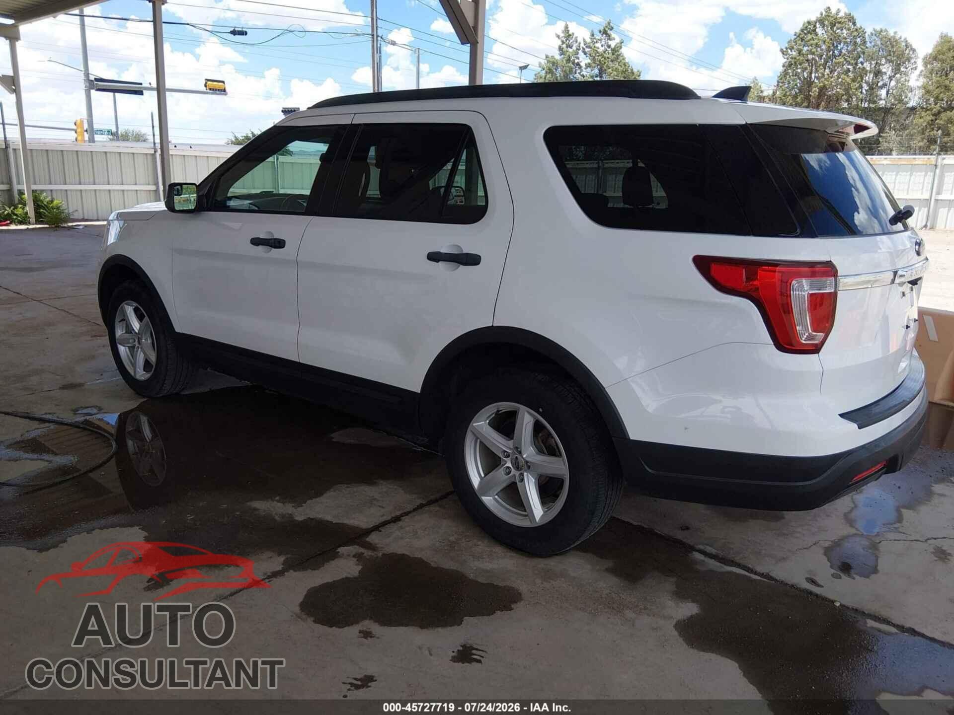 FORD EXPLORER 2018 - 1FM5K8B86JGB95236