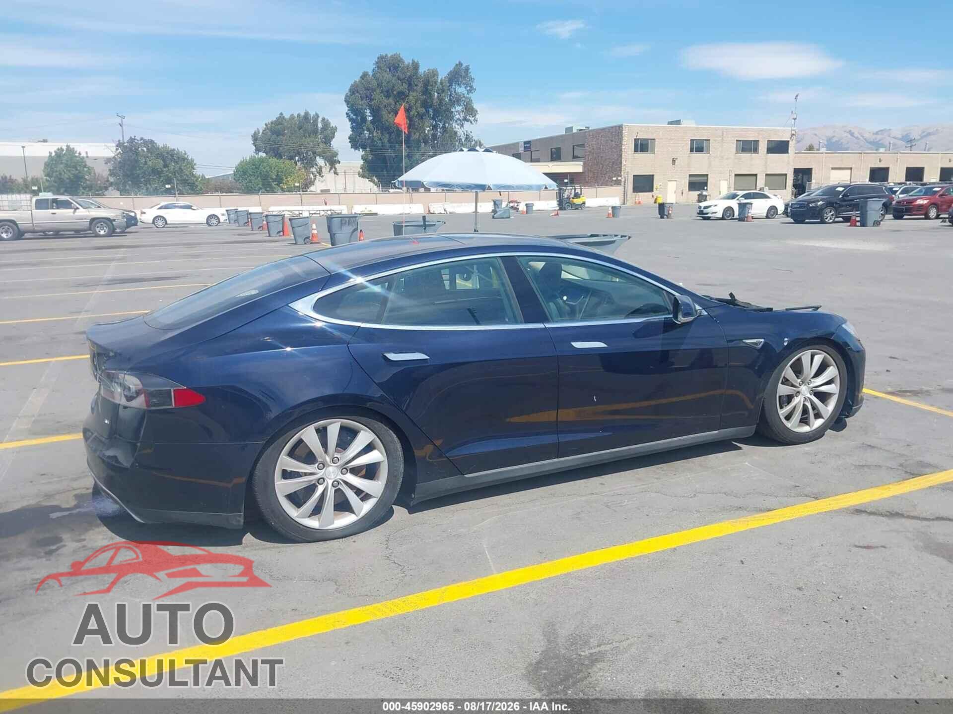 TESLA MODEL S 2013 - 5YJSA1CN4DFP20590