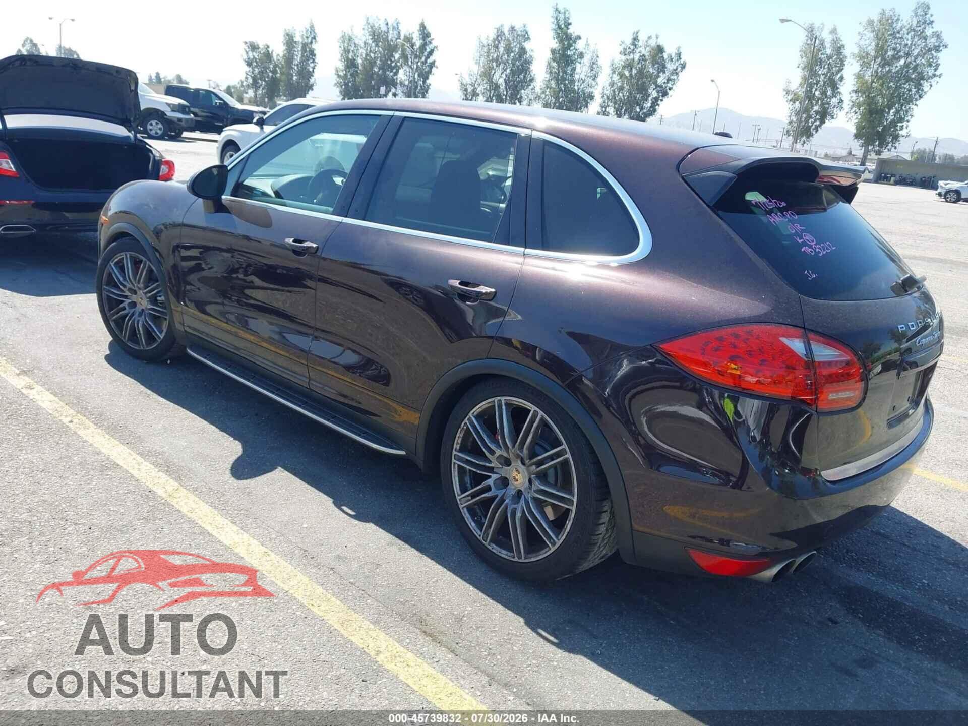PORSCHE CAYENNE 2012 - WP1AC2A21CLA83401