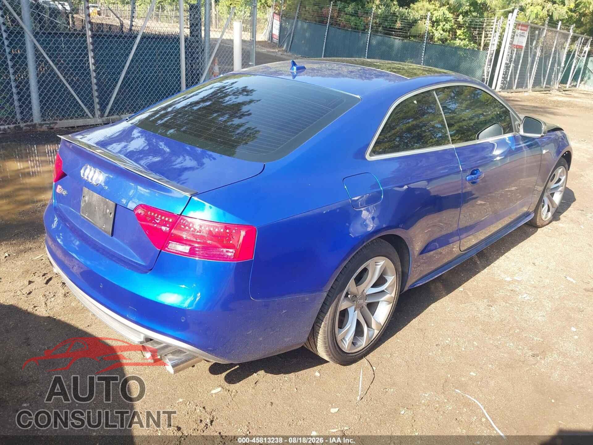 AUDI S5 2015 - WAUCGAFR0FA027588