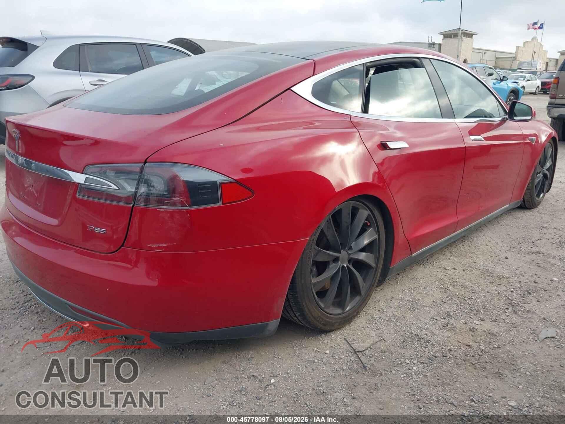 TESLA MODEL S 2013 - 5YJSA1DP6DFP15441