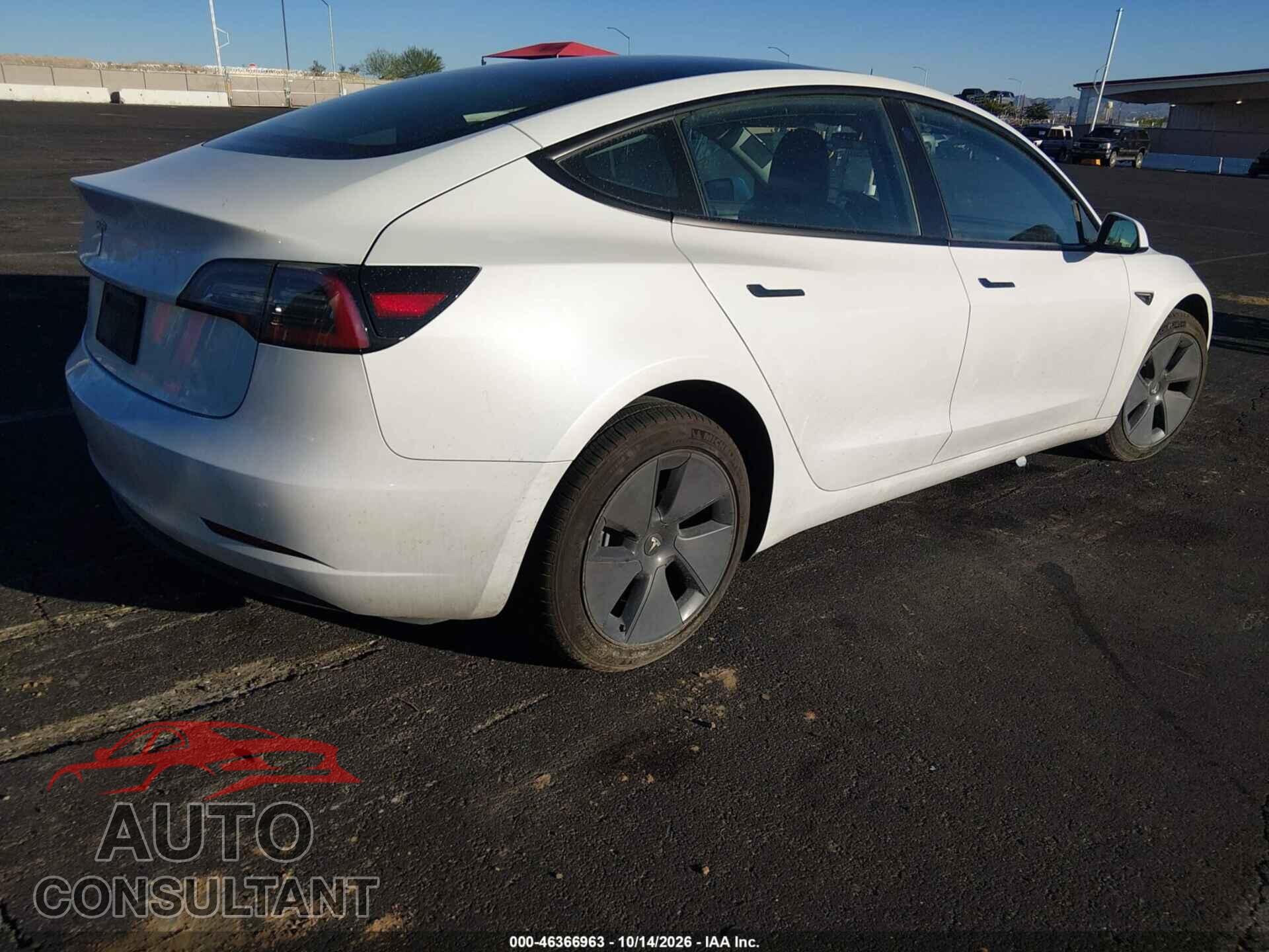 TESLA MODEL 3 2023 - 5YJ3E1EA0PF385271