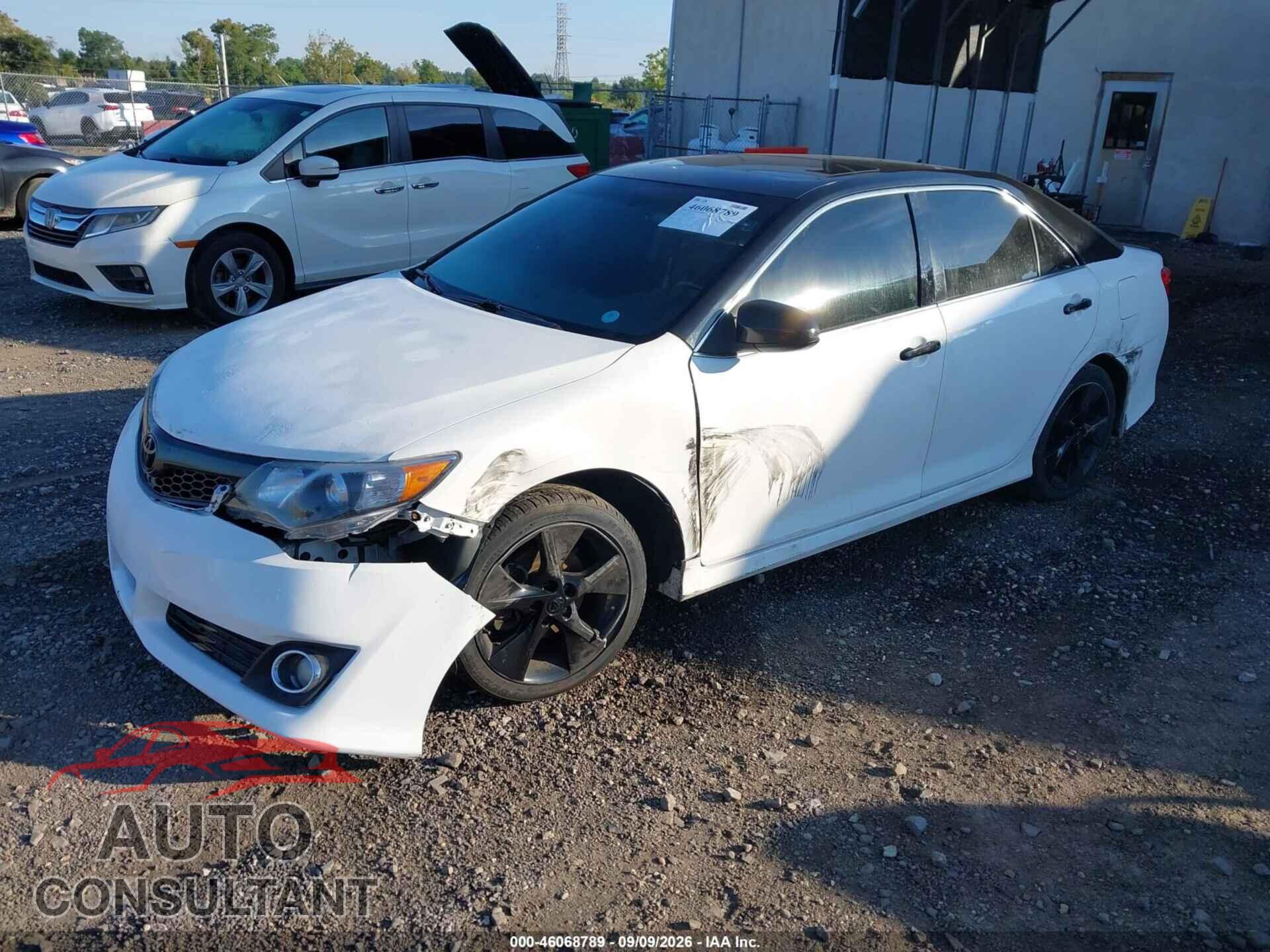 TOYOTA CAMRY 2014 - 4T1BF1FK2EU347329