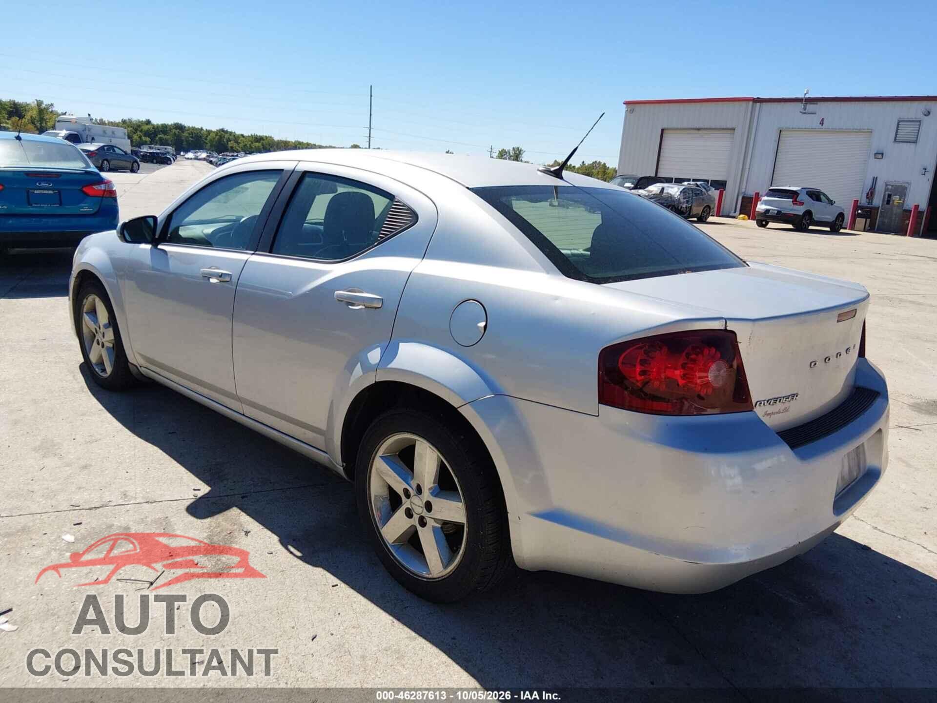 DODGE AVENGER 2011 - 1B3BD2FG9BN531606