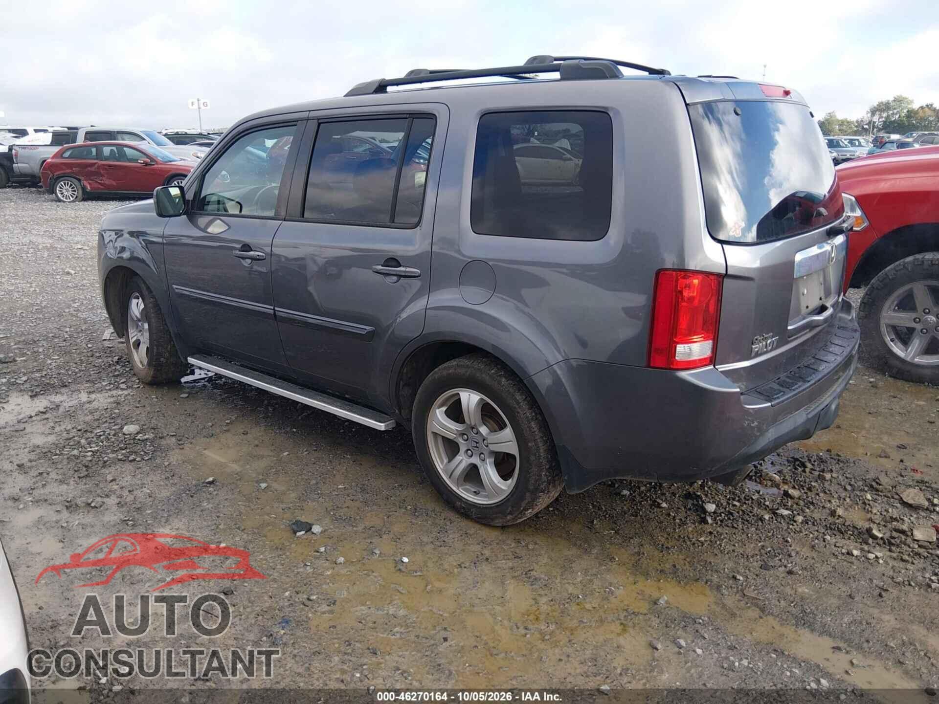 HONDA PILOT 2015 - 5FNYF4H56FB063154