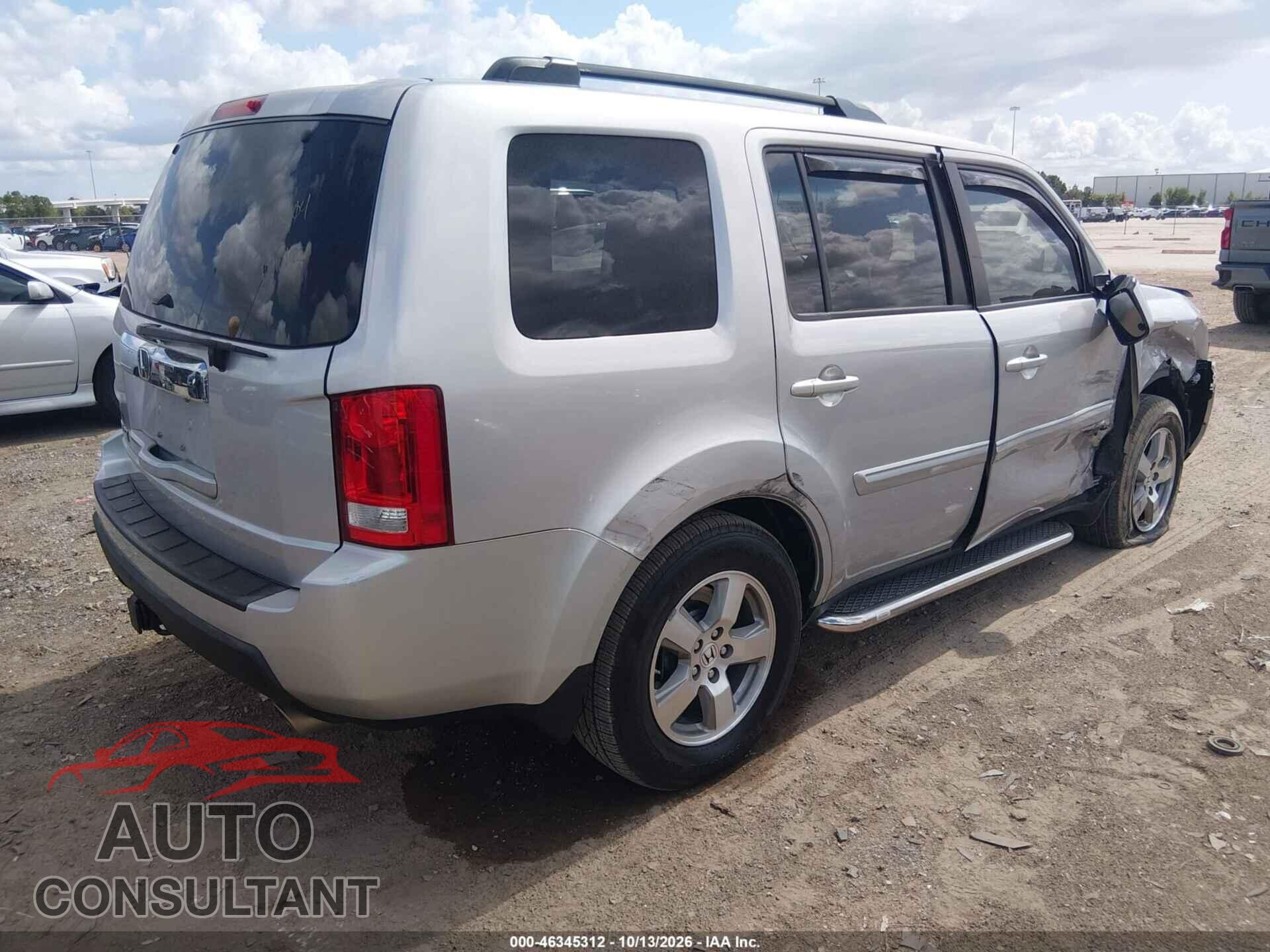 HONDA PILOT 2011 - 5FNYF3H58BB003932