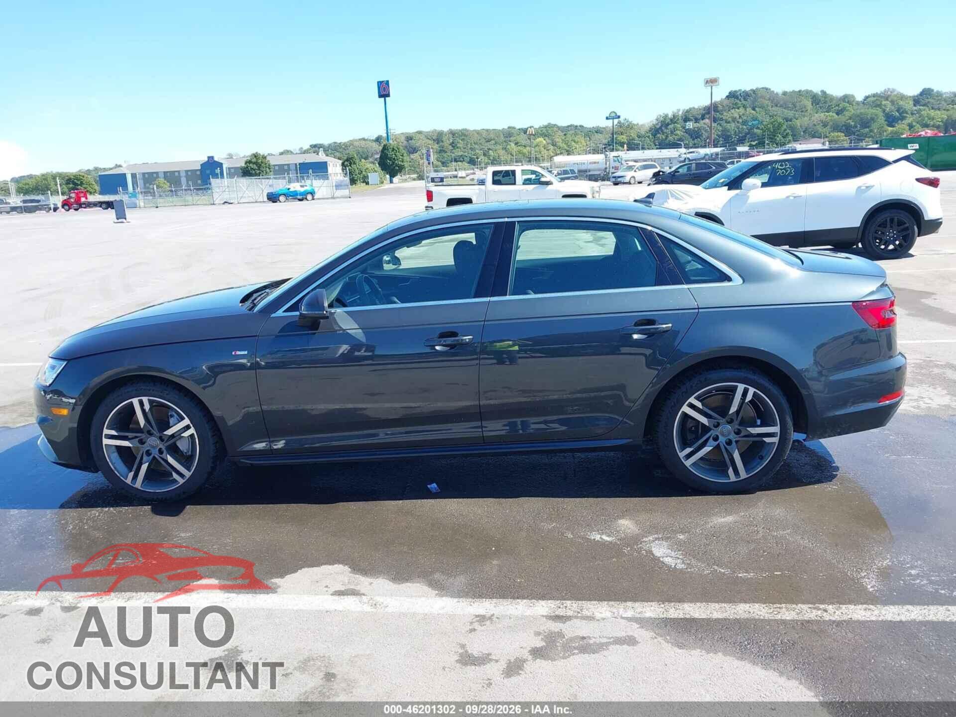 AUDI A4 2018 - WAUFNAF48JN013169
